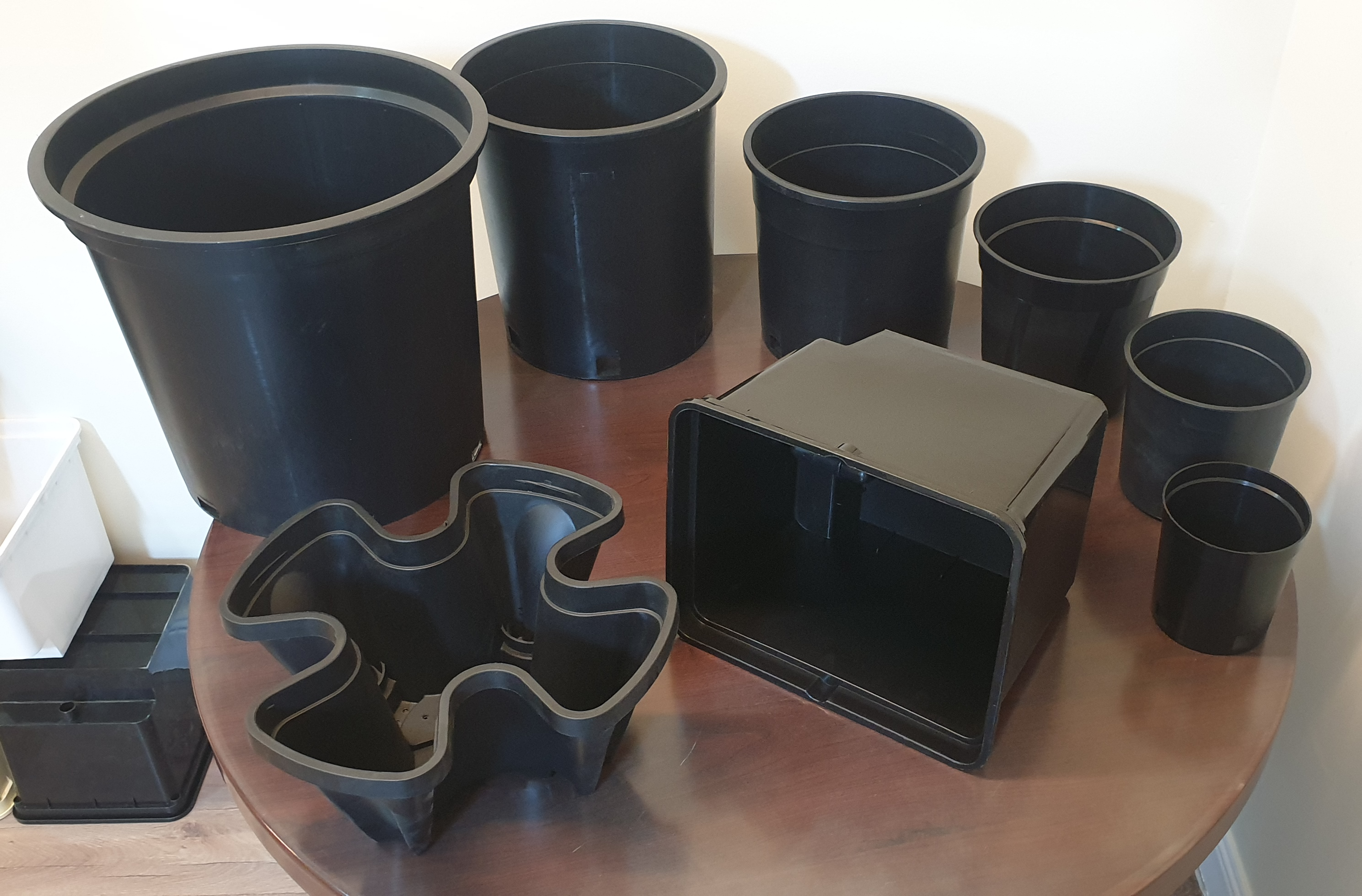 مصنع مراكن زراعية وداتش باكيت و زراعة مائية