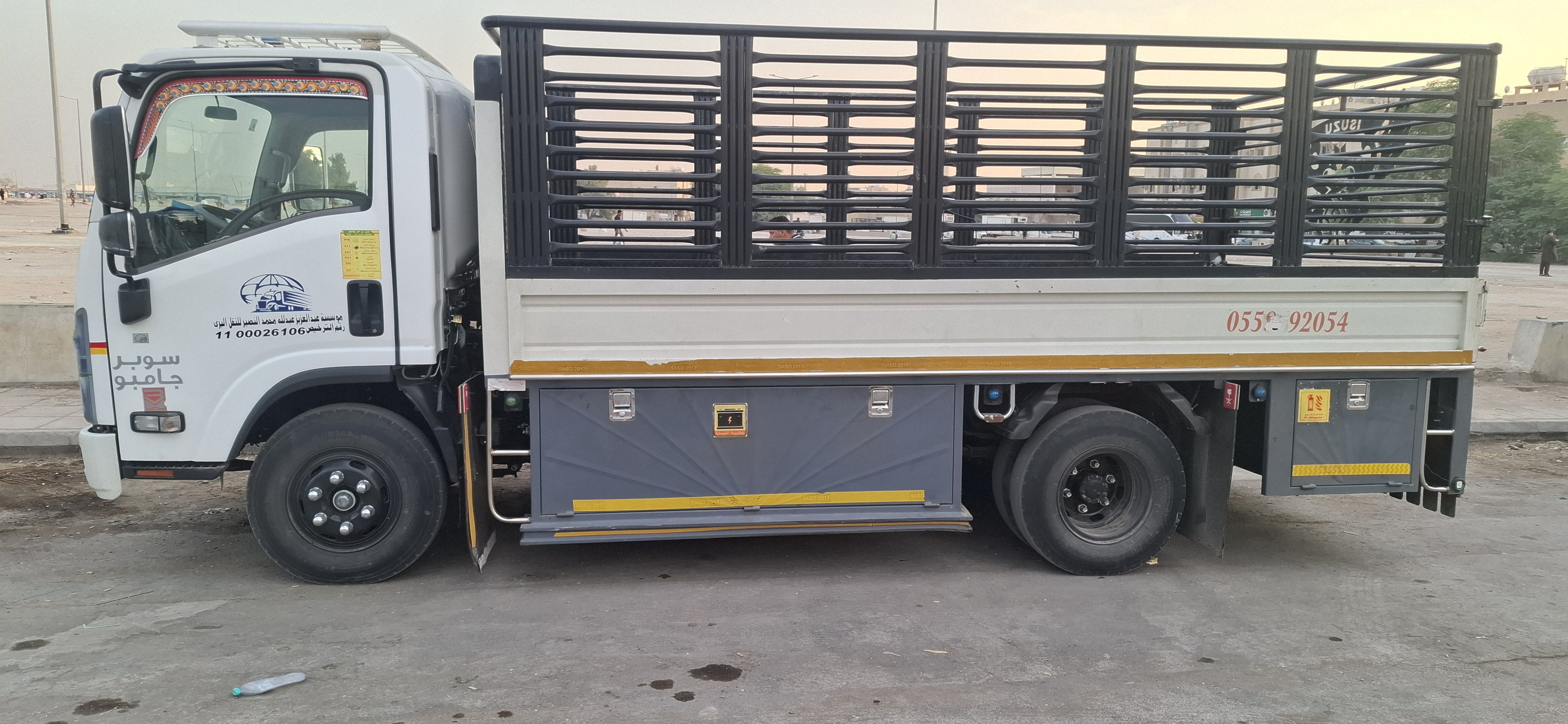 نقل اثاث عفش عمال نجار  با كسناني - Image 4