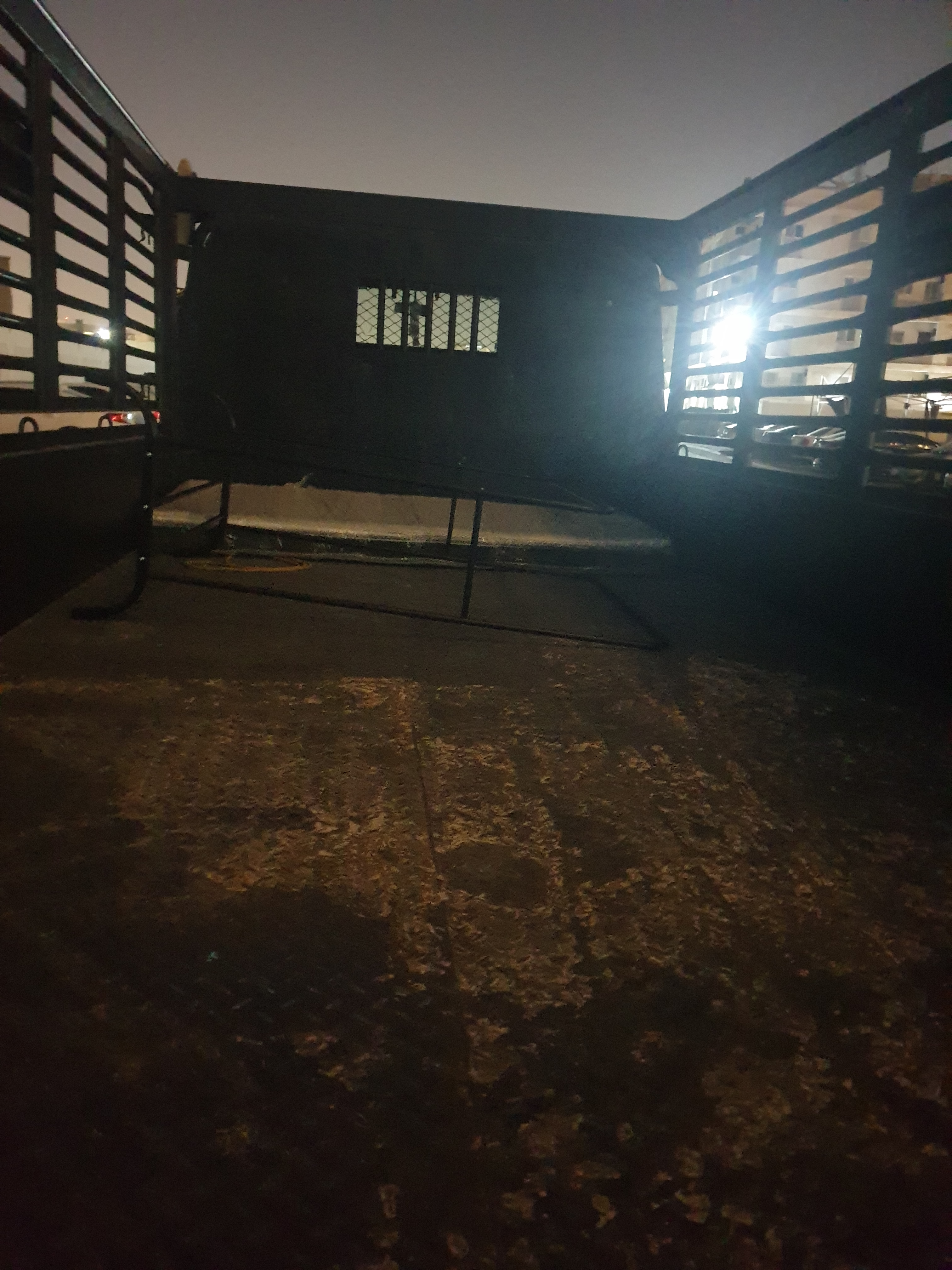 نقل عفش داخل وخارج الرياض ويوجد سيارة للمشوير - Image 2