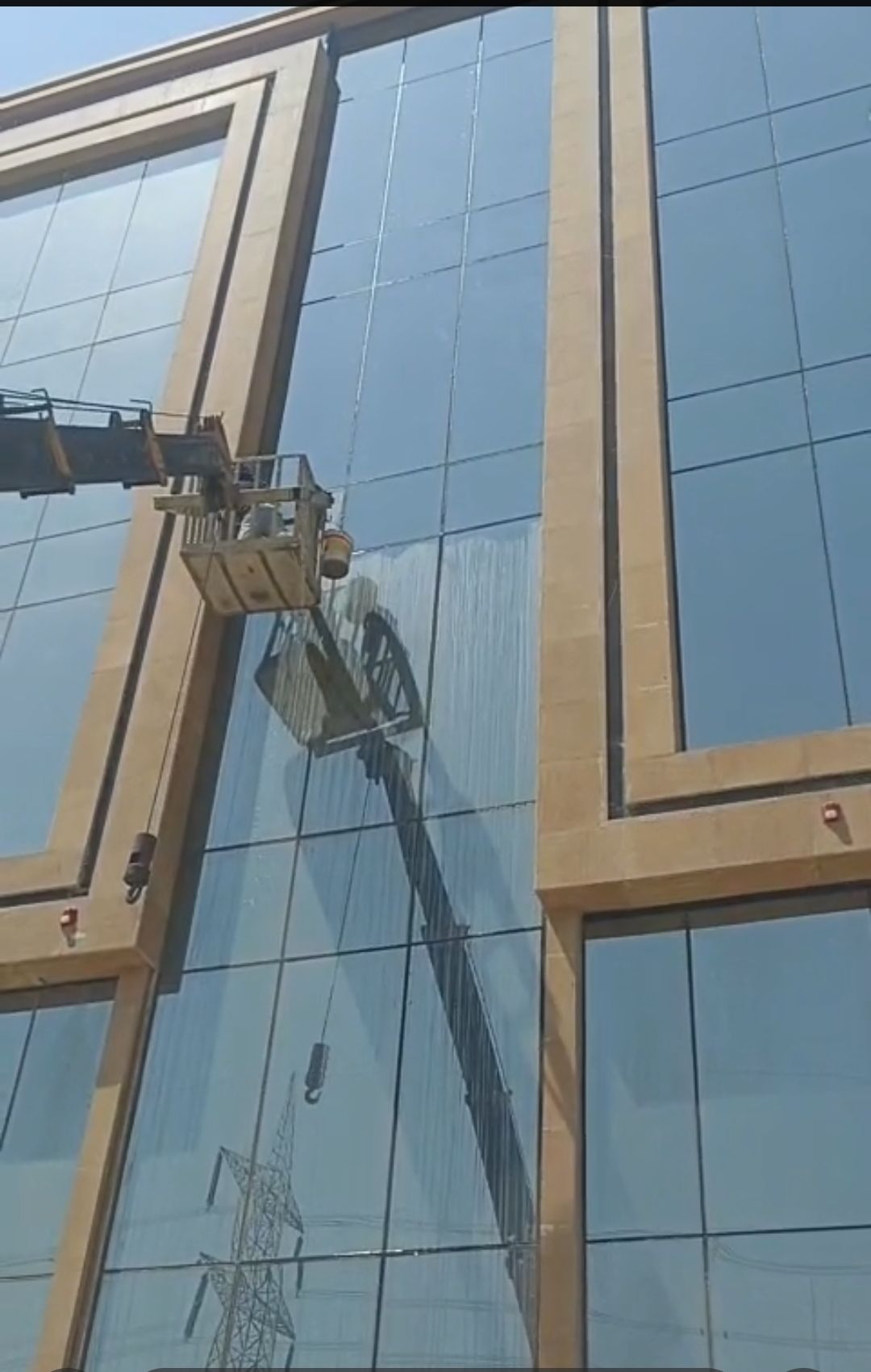 شركة تنظيف منازل بالرياض تنظيف الفلل تنظيف الشقق والأثاث - Image 19