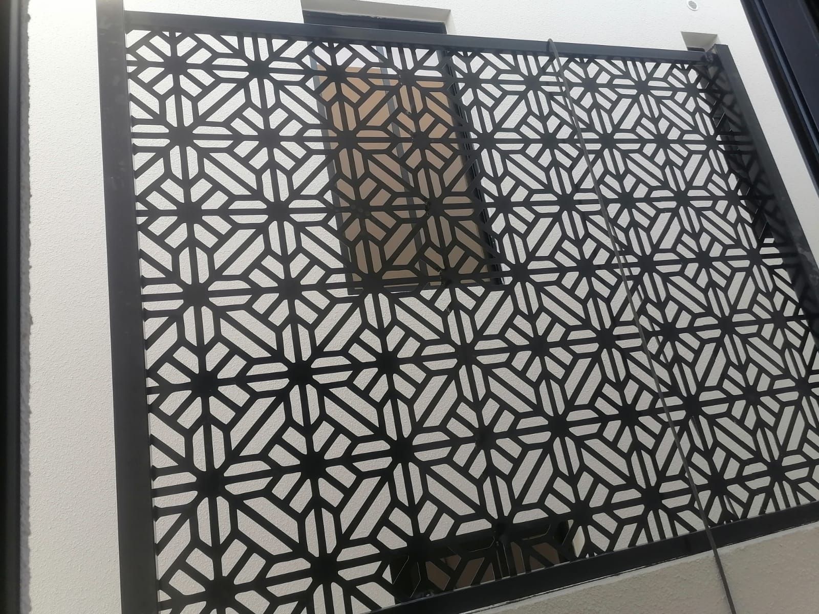 حداد مظلات وسواتر - Image 12