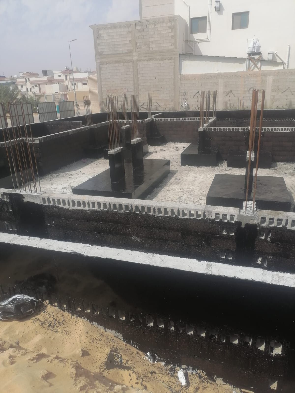 ابو حسن لعمل الاسفلت والمبشور وأعمال الهدم - Image 5