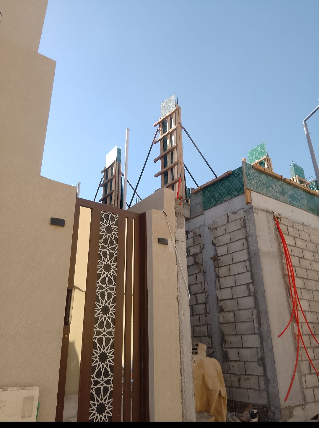 مقاول بناء ملاحق ارتدادات غرف شاليهات مستودعات سيبات وترميم - Image 5