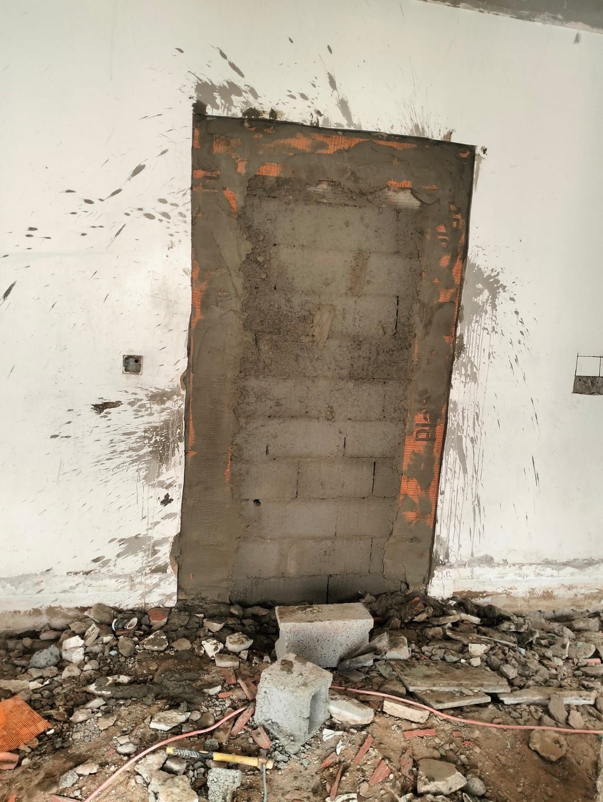ترميم وتكسير وبناء الياسه قص شبابيك - Image 2
