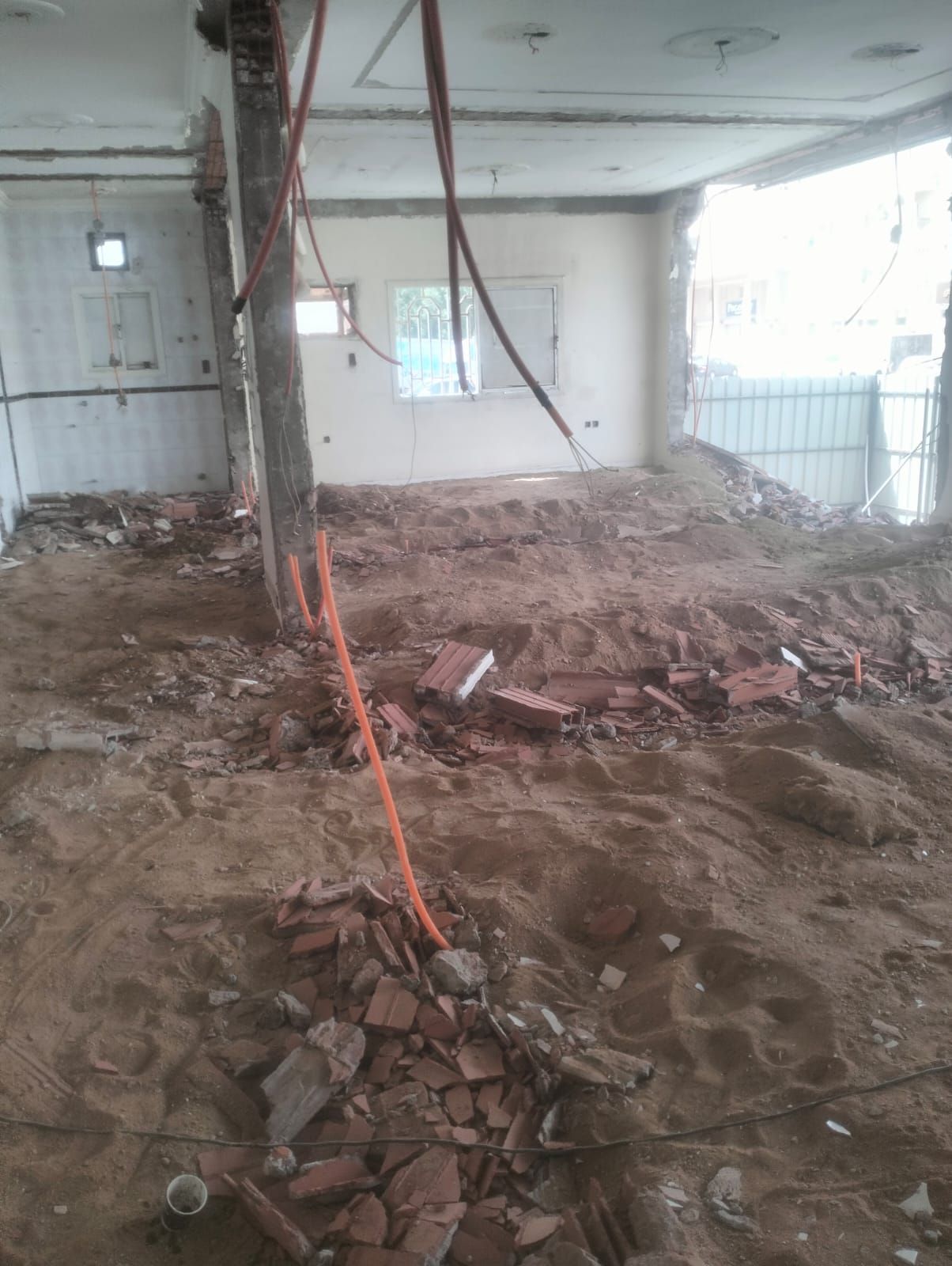 ترميم وتكسير وبناء الياسه قص شبابيك - Image 3