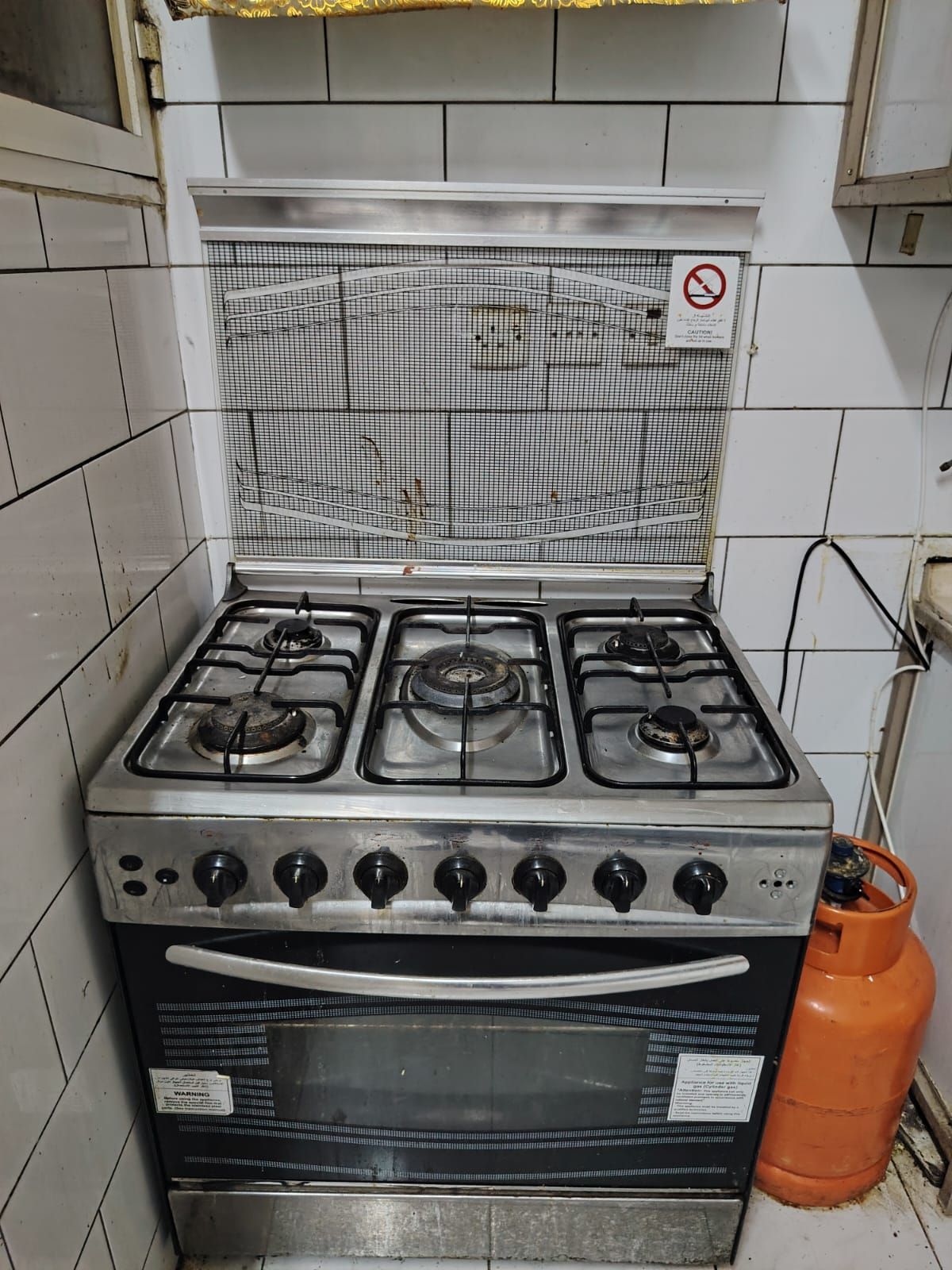 تخلص من اثاث قديم مستودعات شقق فلل قصور بالرياض0559656725 - Image 14