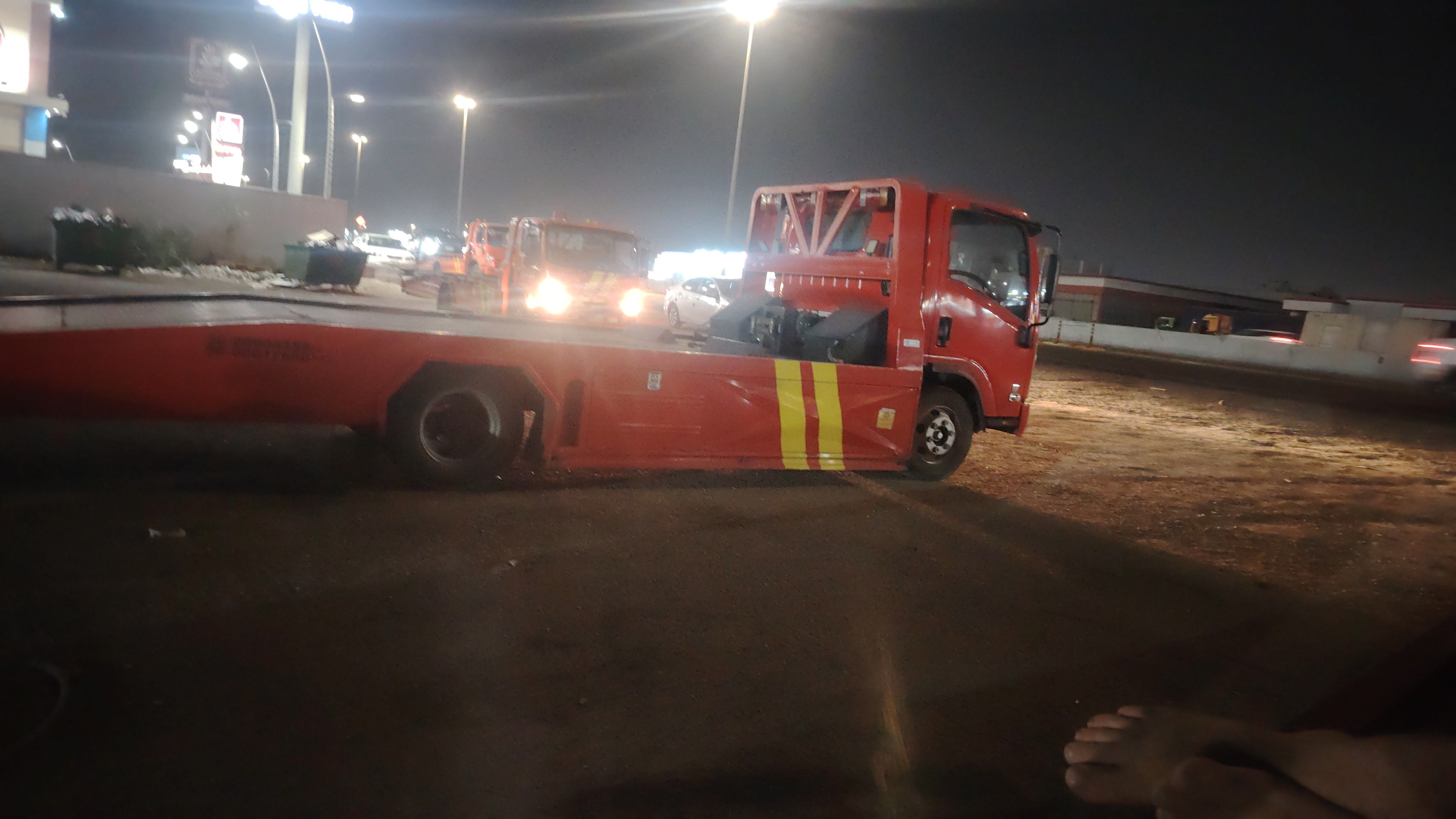 سطحه الرياض لنقل السيارة - Image 2