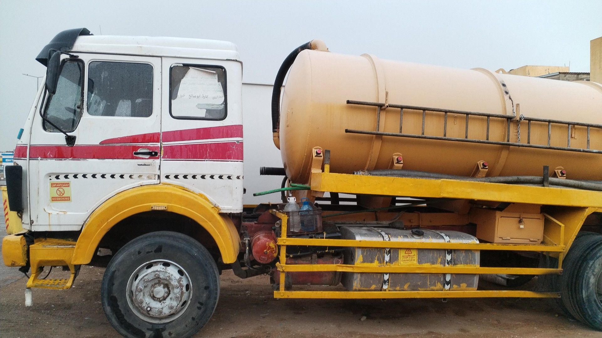 كمبروسر تنظيف مجاري الصرف الصحي تسليك موسير الصرف الصحي - Image 2