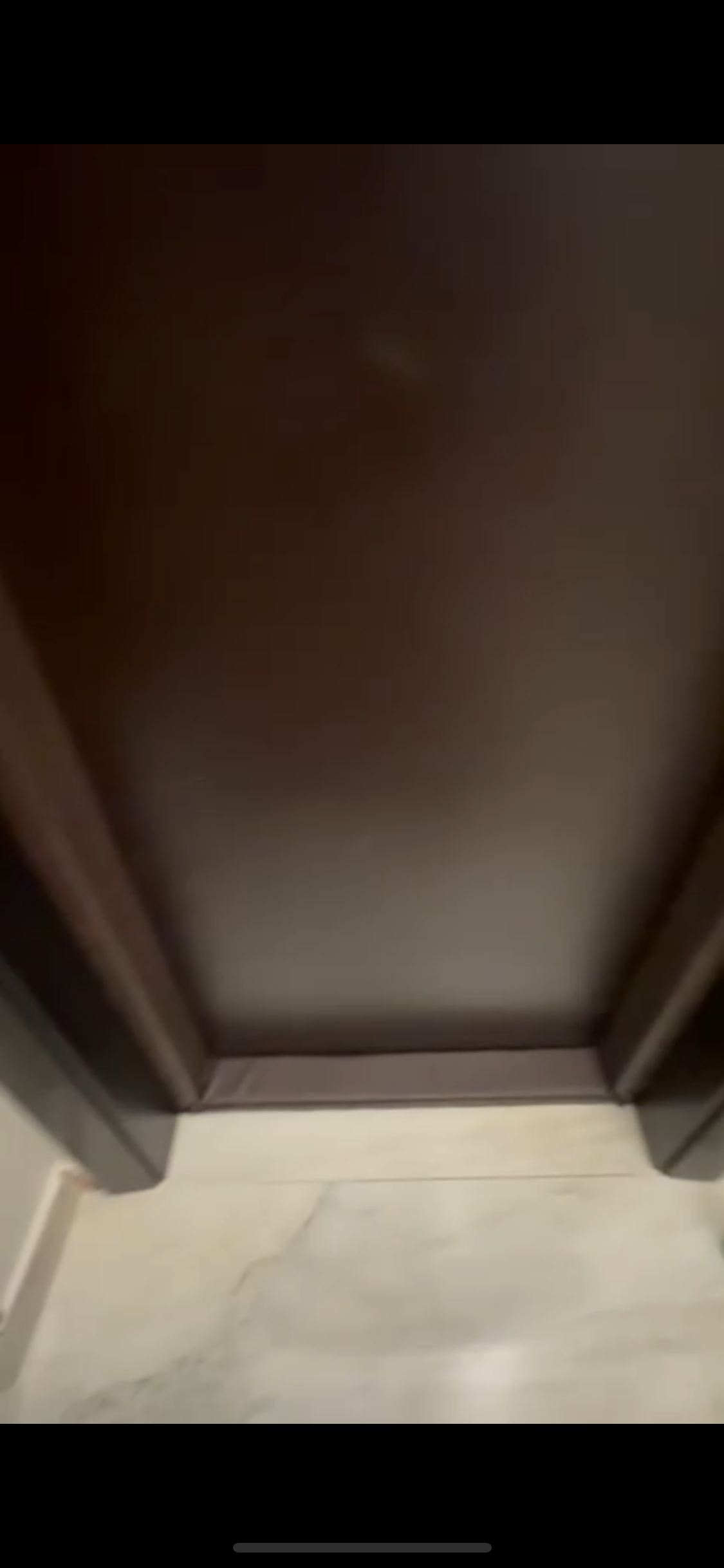 جميع أنواع العزل باضافه الي عزل صوت وعزل أبواب افضل الخامات