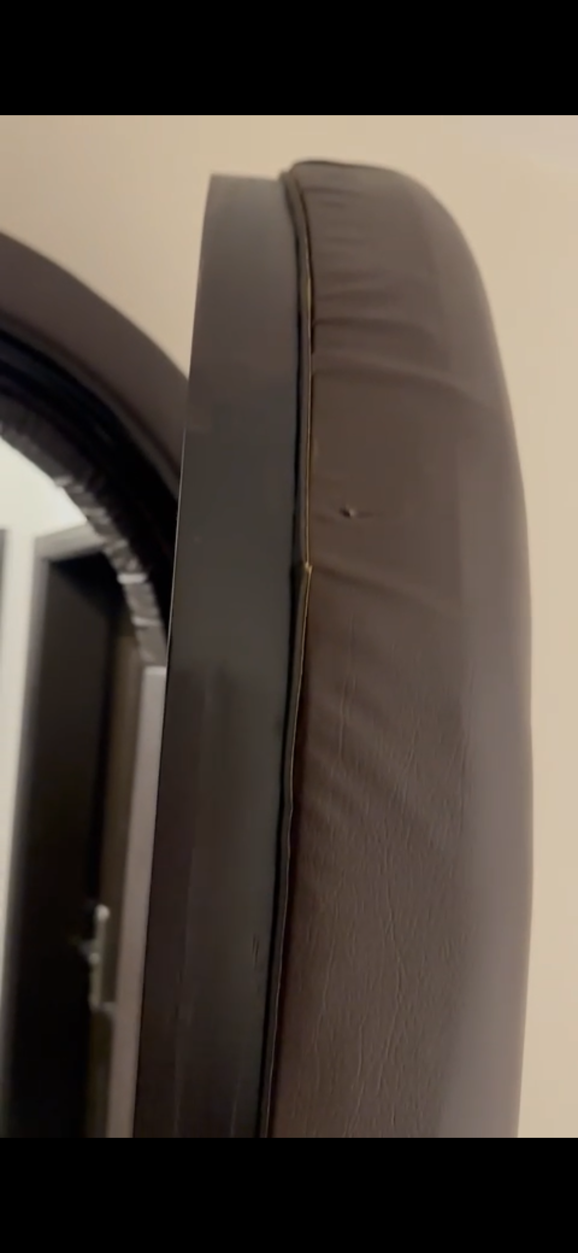 جميع أنواع العزل باضافه الي عزل صوت وعزل أبواب افضل الخامات - Image 4