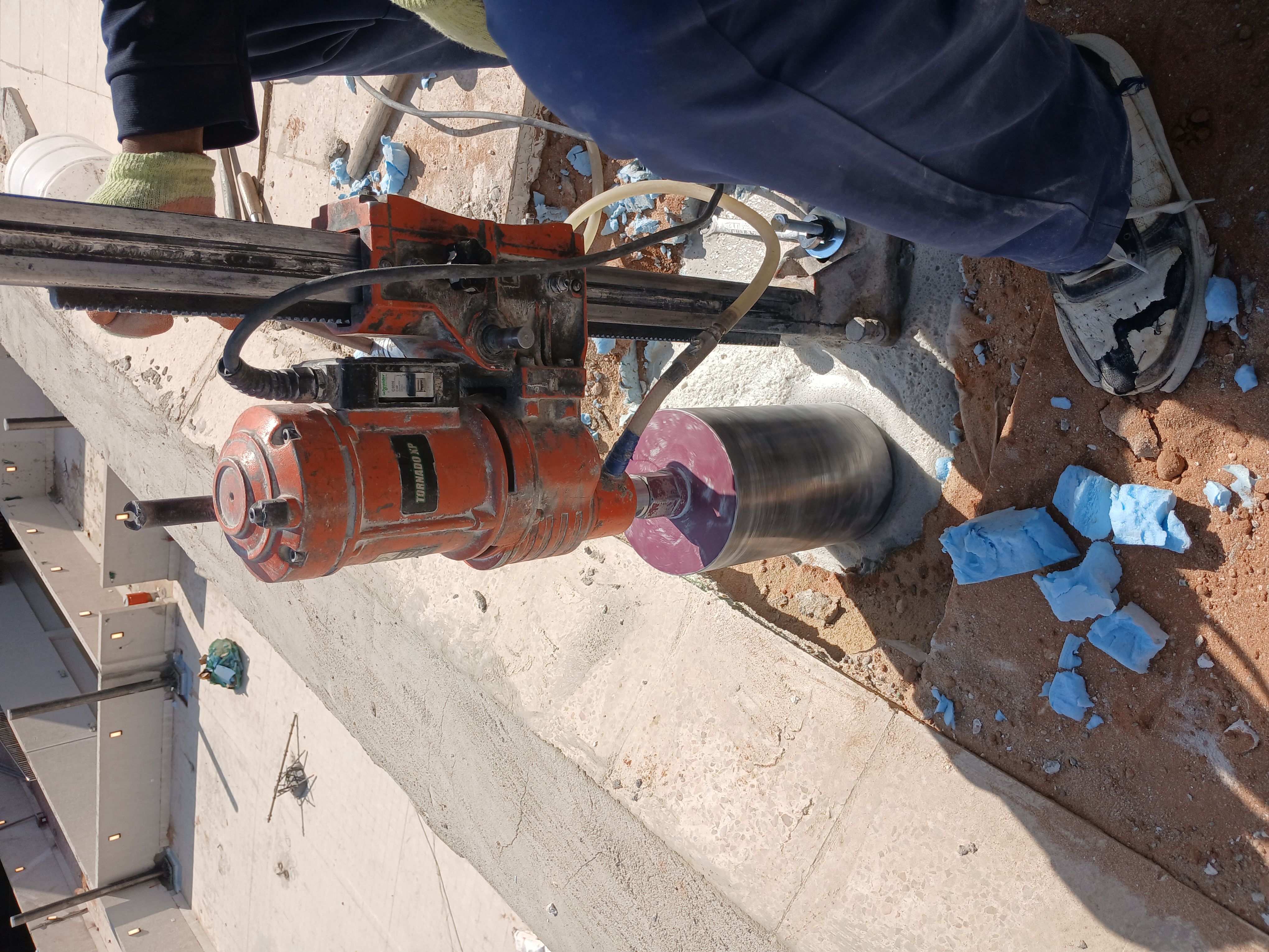 تخريم الخرسانة المسلحة