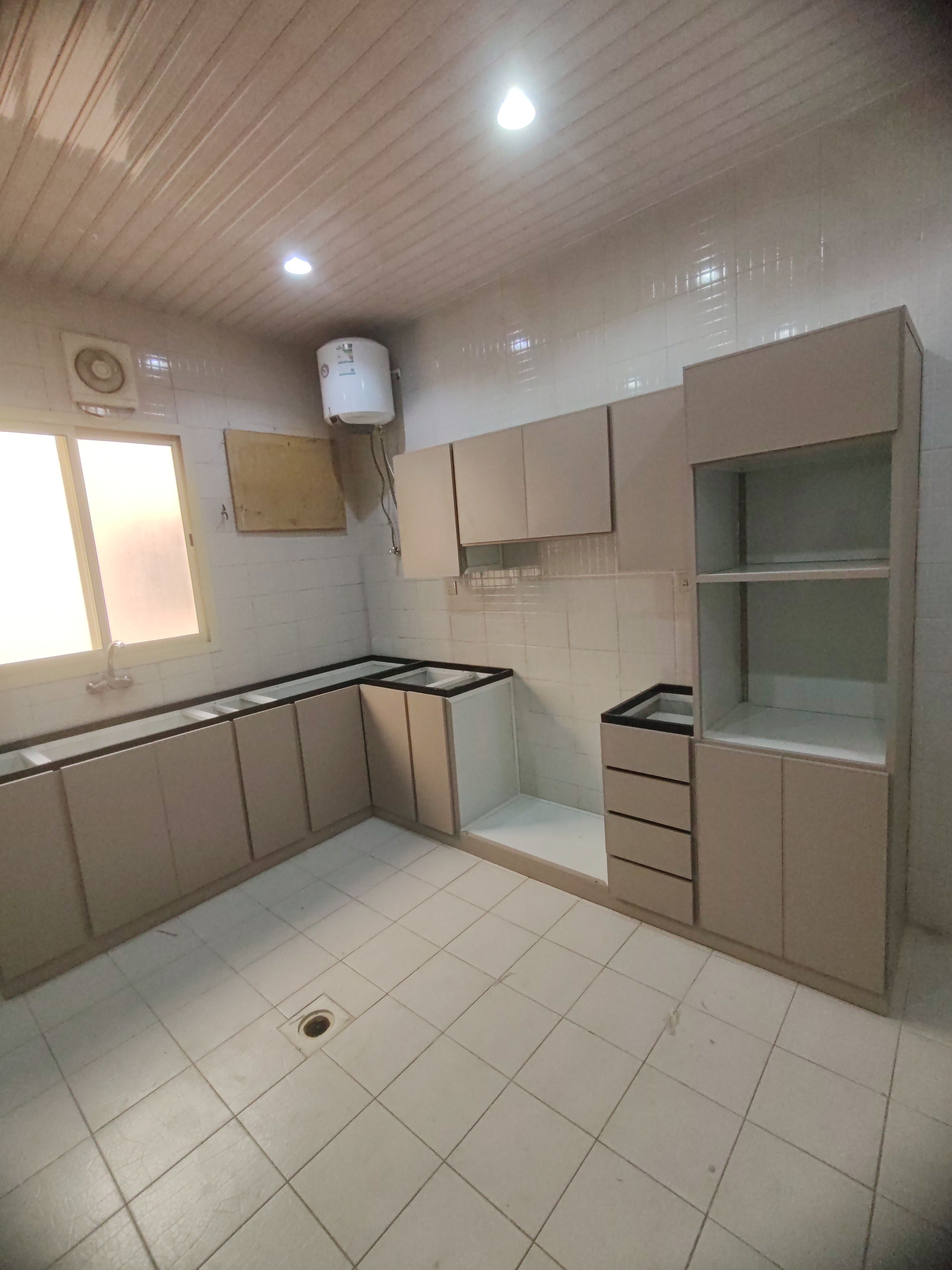 فنى صيانة وتركيب مطابخ - Image 5