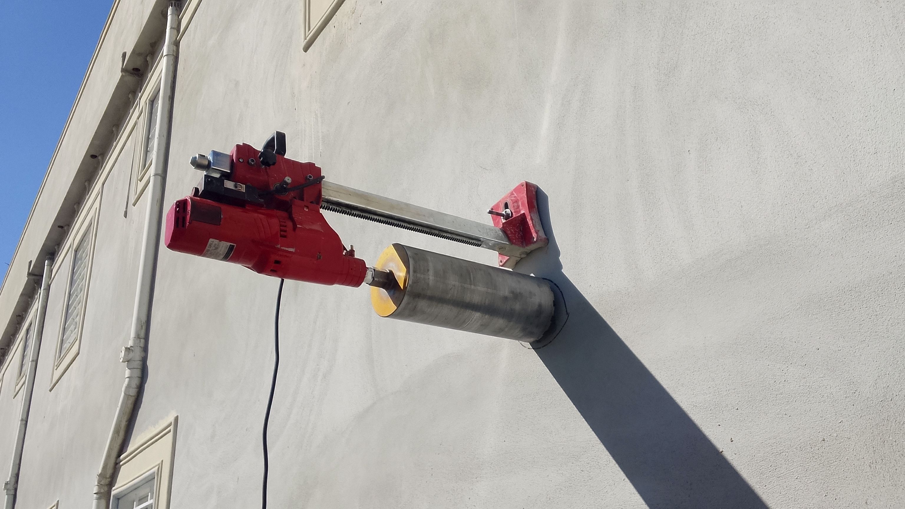 قص وتخريم الخرسانه وفتح كور وقص الجدران وتكسير لابواب ف عسير - Image 7