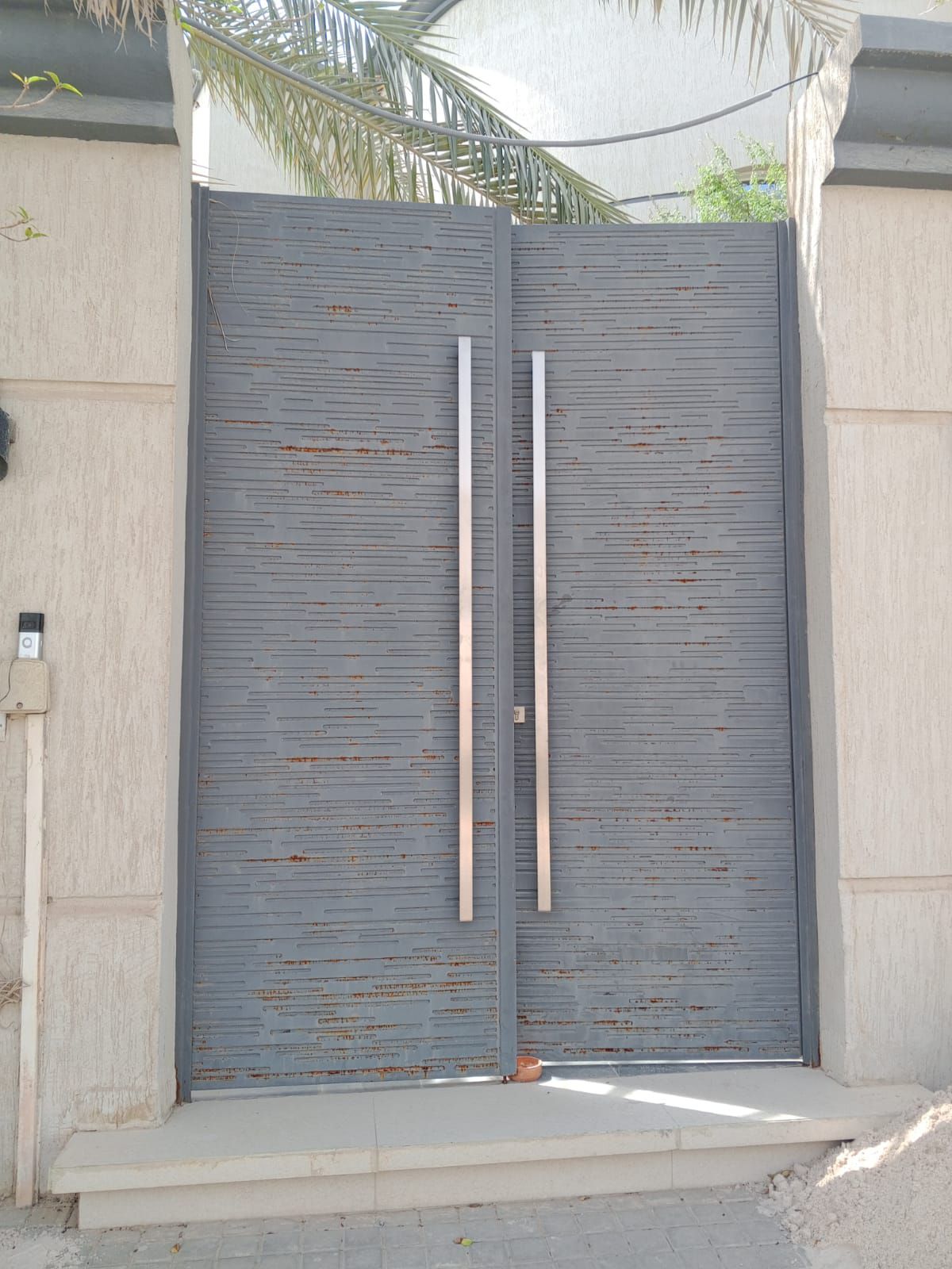 حداد متنقل صيانه ابواب وجميع اعمال الحداده - Image 2