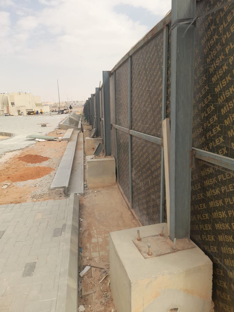 حداد متنقل صيانه ابواب وجميع اعمال الحداده - Image 5