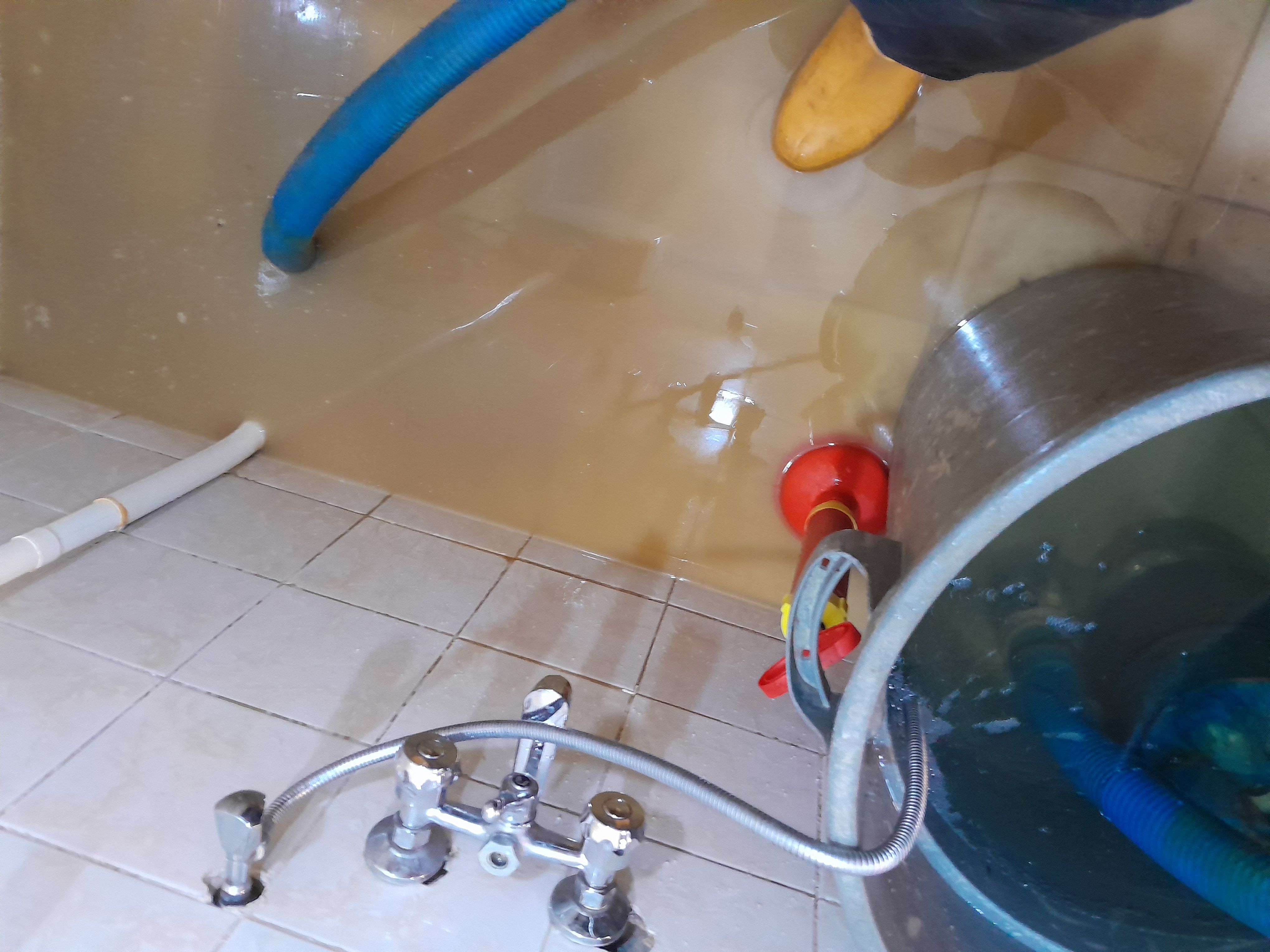 سباك تسليك المجاري مطابخ وحمامات بالرياض - Image 9