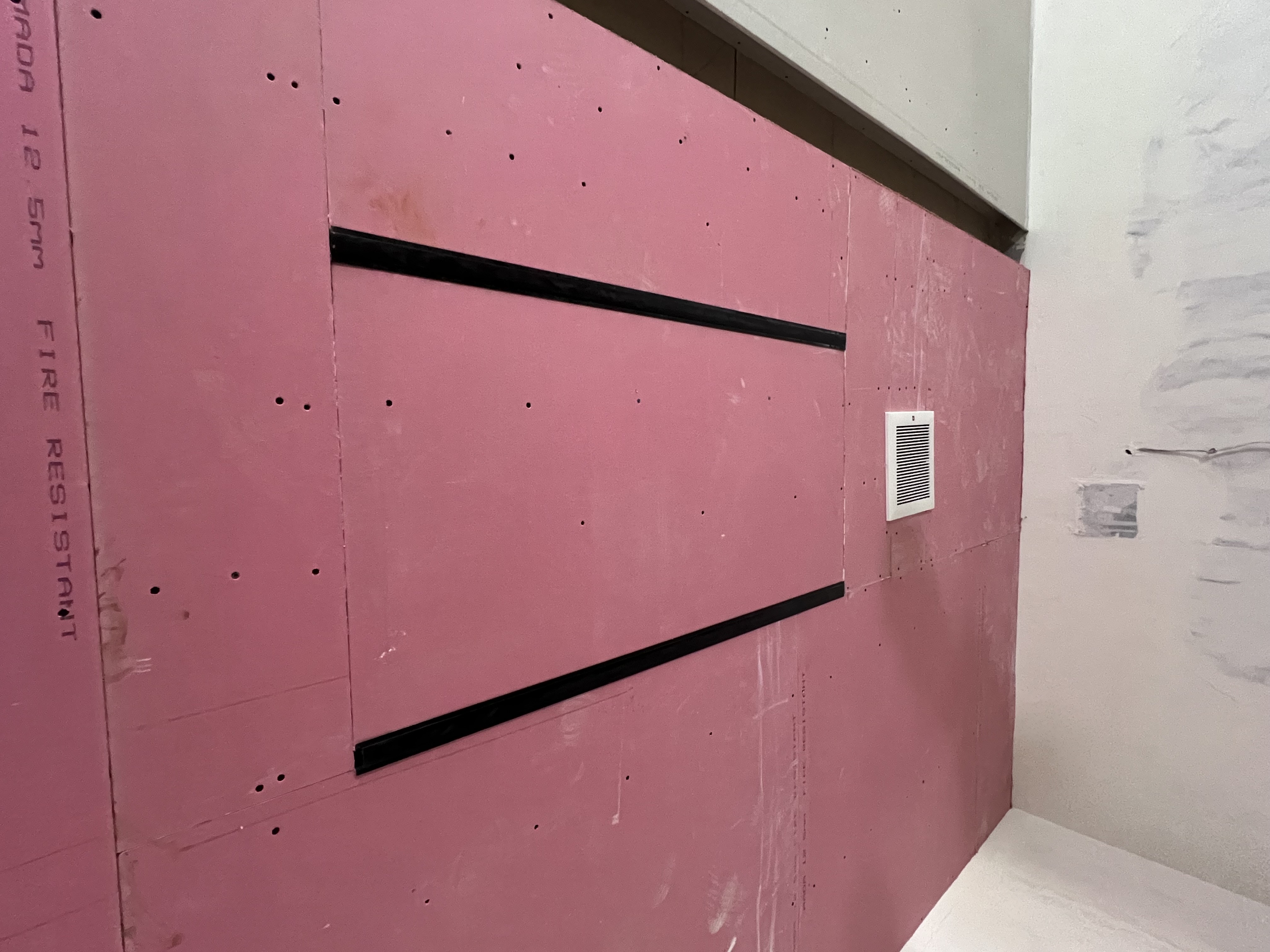 ترميم + بناء +تنفيذ جميع بنود البناء والتشطيب 👍🏻 - Image 9