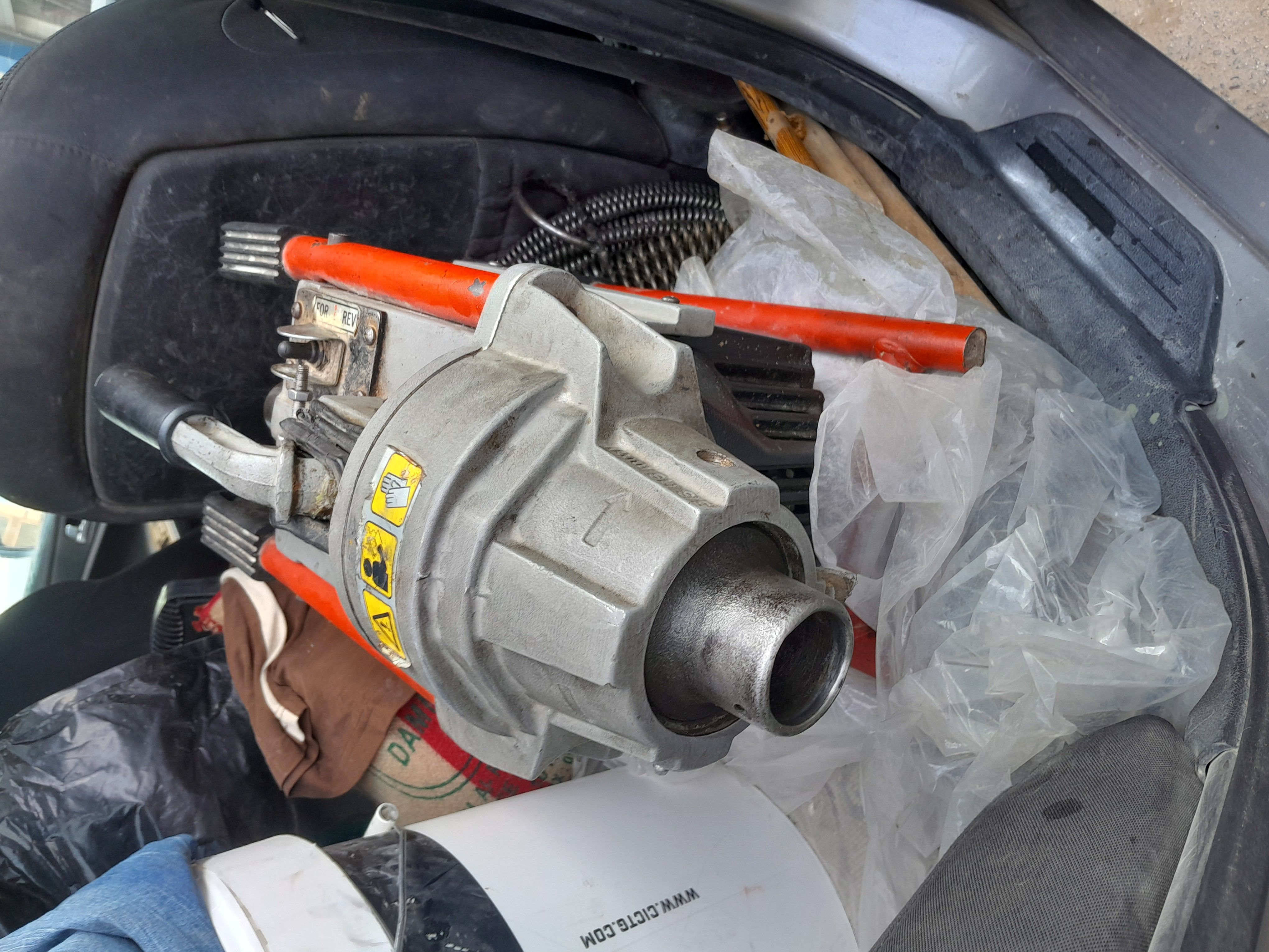 تسليك المجاري بسوسته الكهربائي بالرياض - Image 10