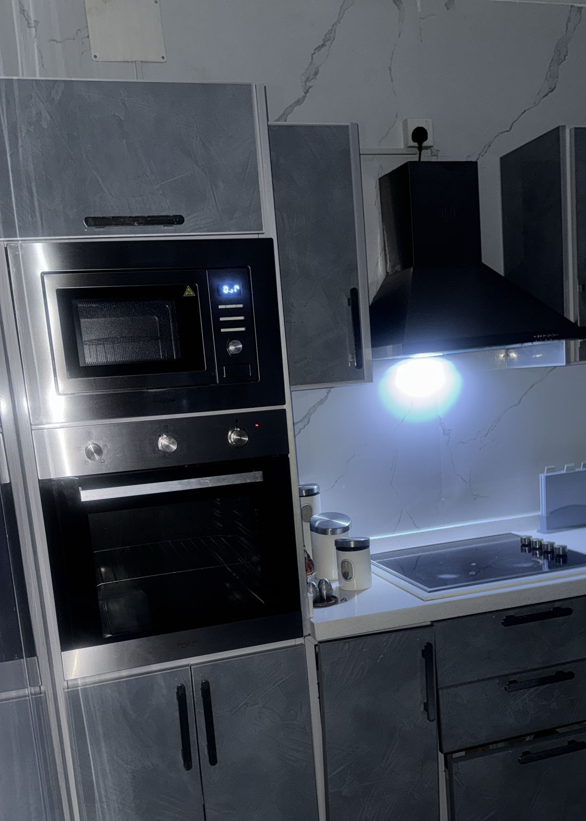 فني نجار في جده - Image 3