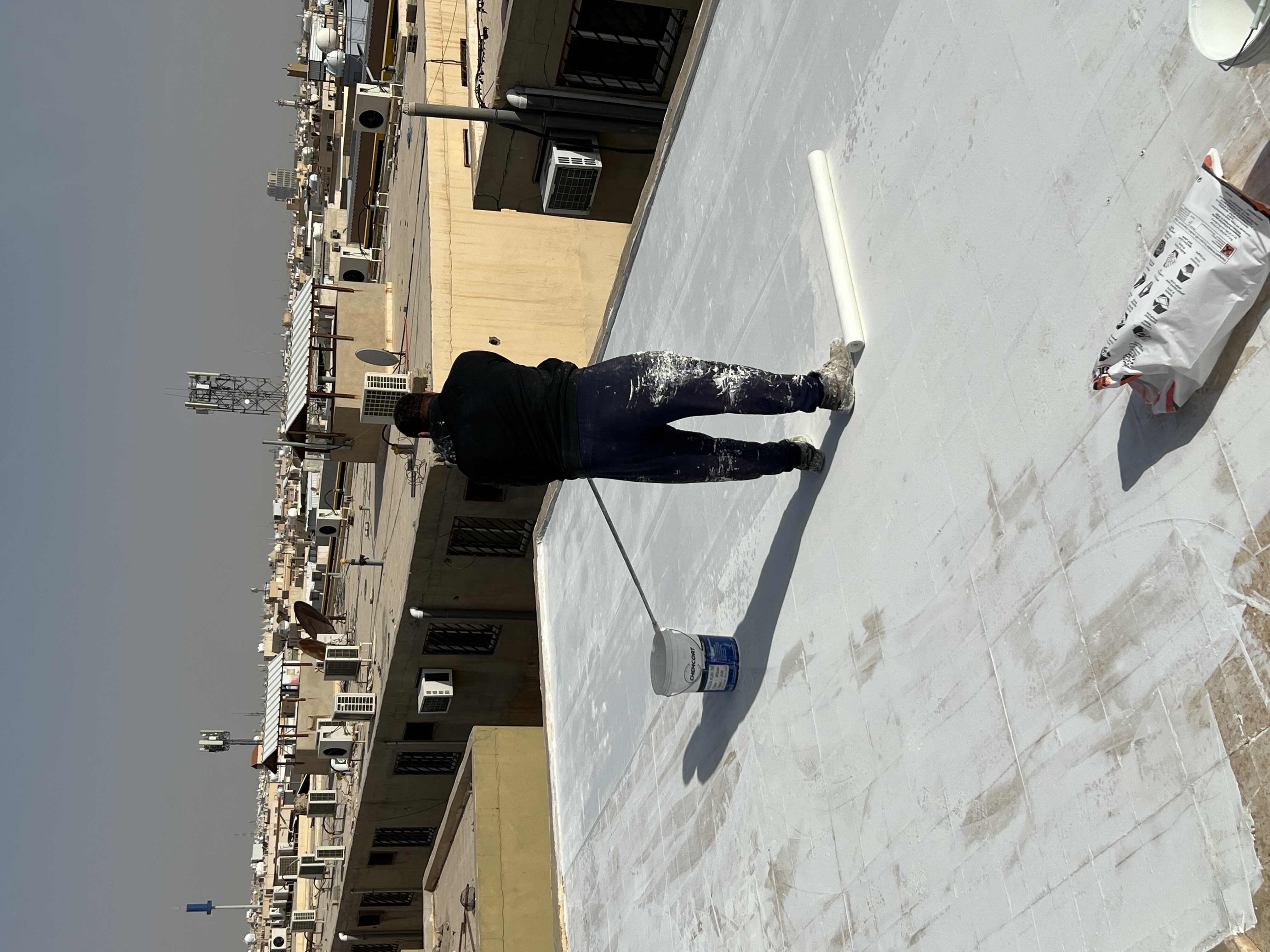 عزل خزانات وعزل اسطح بالرياض مع تنظيف الخزان قبل العزل - Image 8