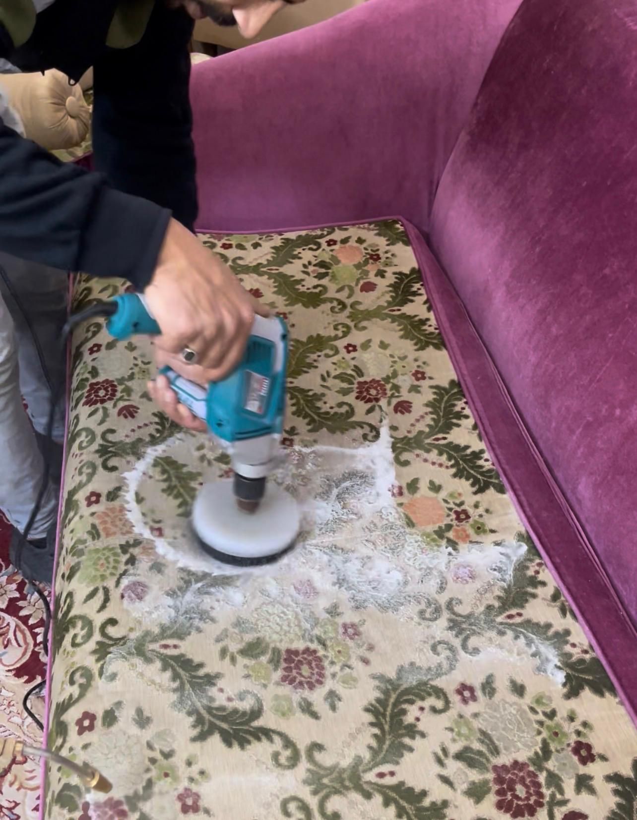 شركة تنظيف مجالس وكنب وسجاد وفرش - Image 2