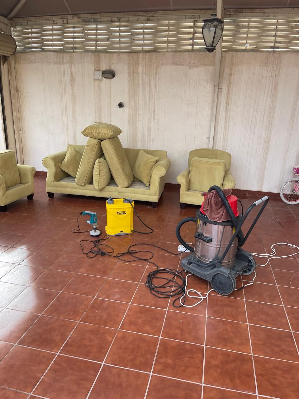 شركة تنظيف مجالس وكنب وسجاد وفرش - Image 5