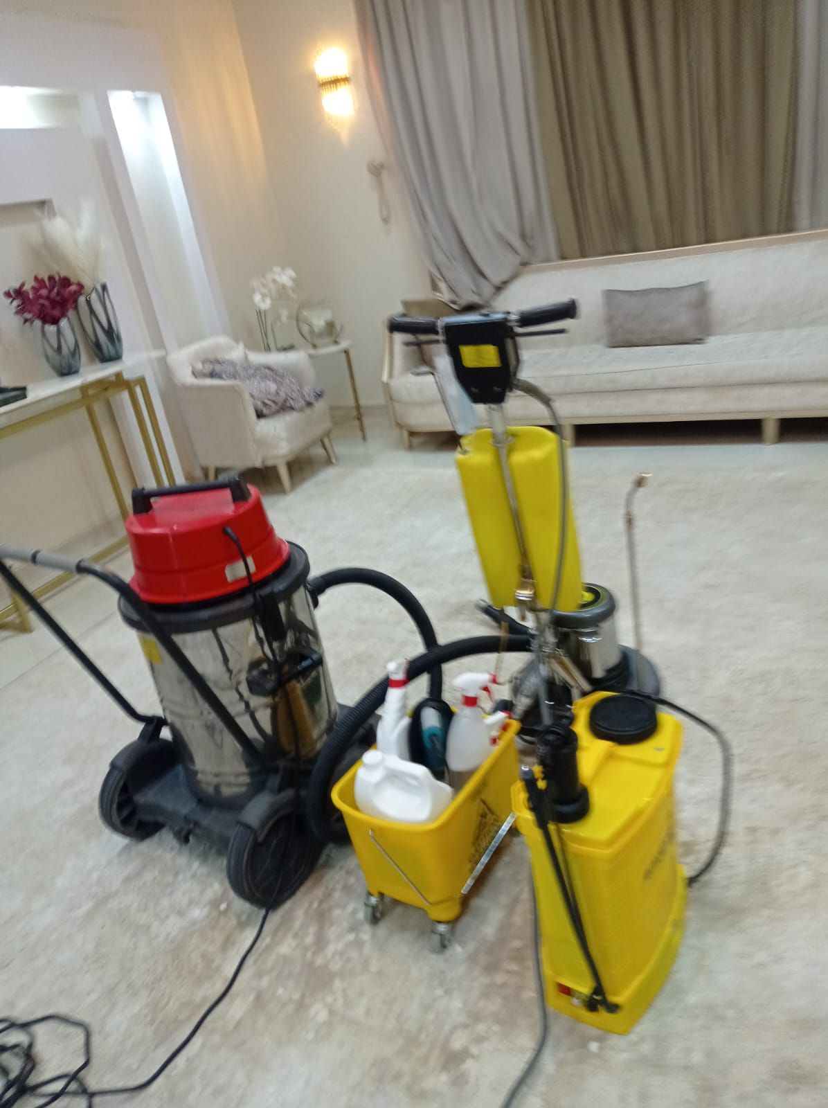 شركة تنظيف مجالس وكنب وسجاد وفرش - Image 6