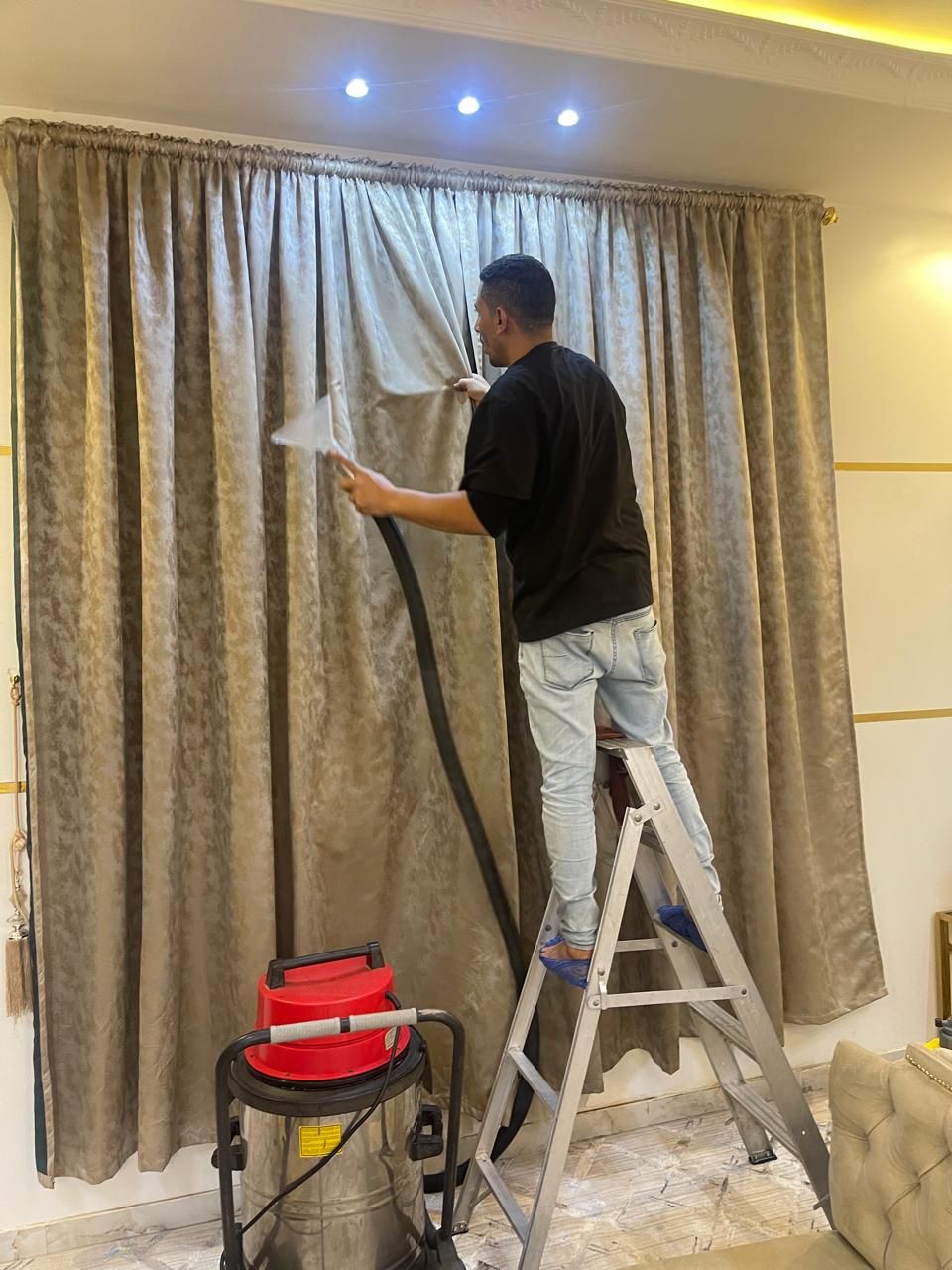 شركة تنظيف مجالس وكنب وسجاد وفرش - Image 9