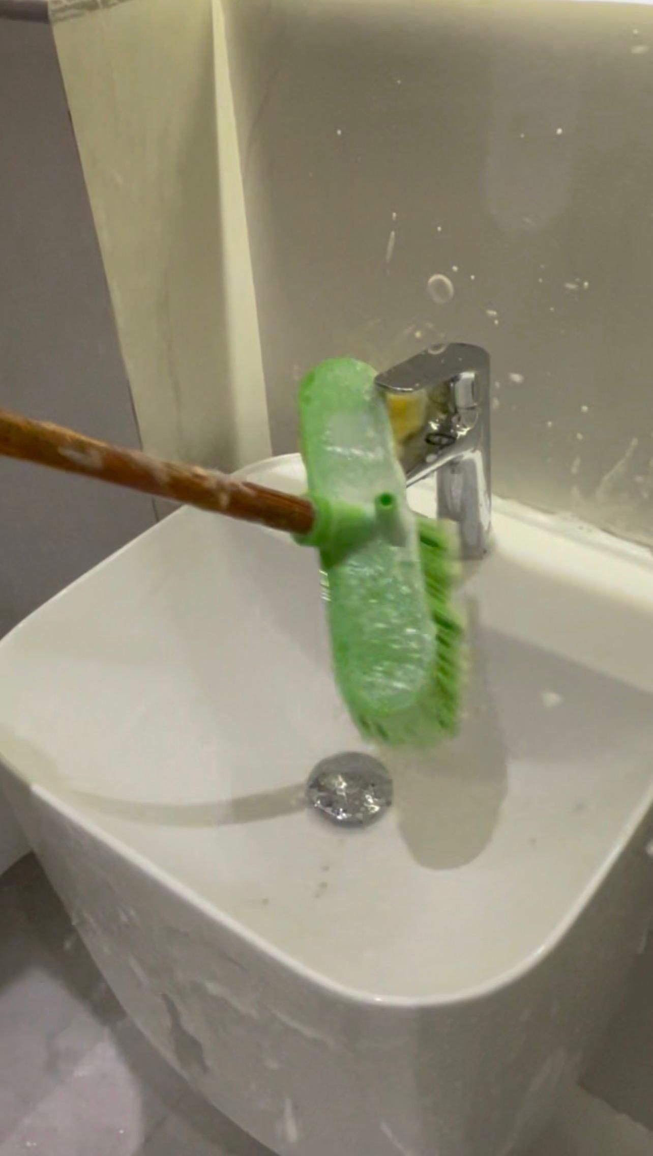 شركة تنظيف فلل وشقق وغسيل خزانات واستراحات وخيم - Image 4