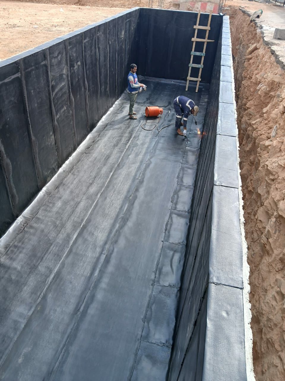 جميع أنواع العوازل - Image 6