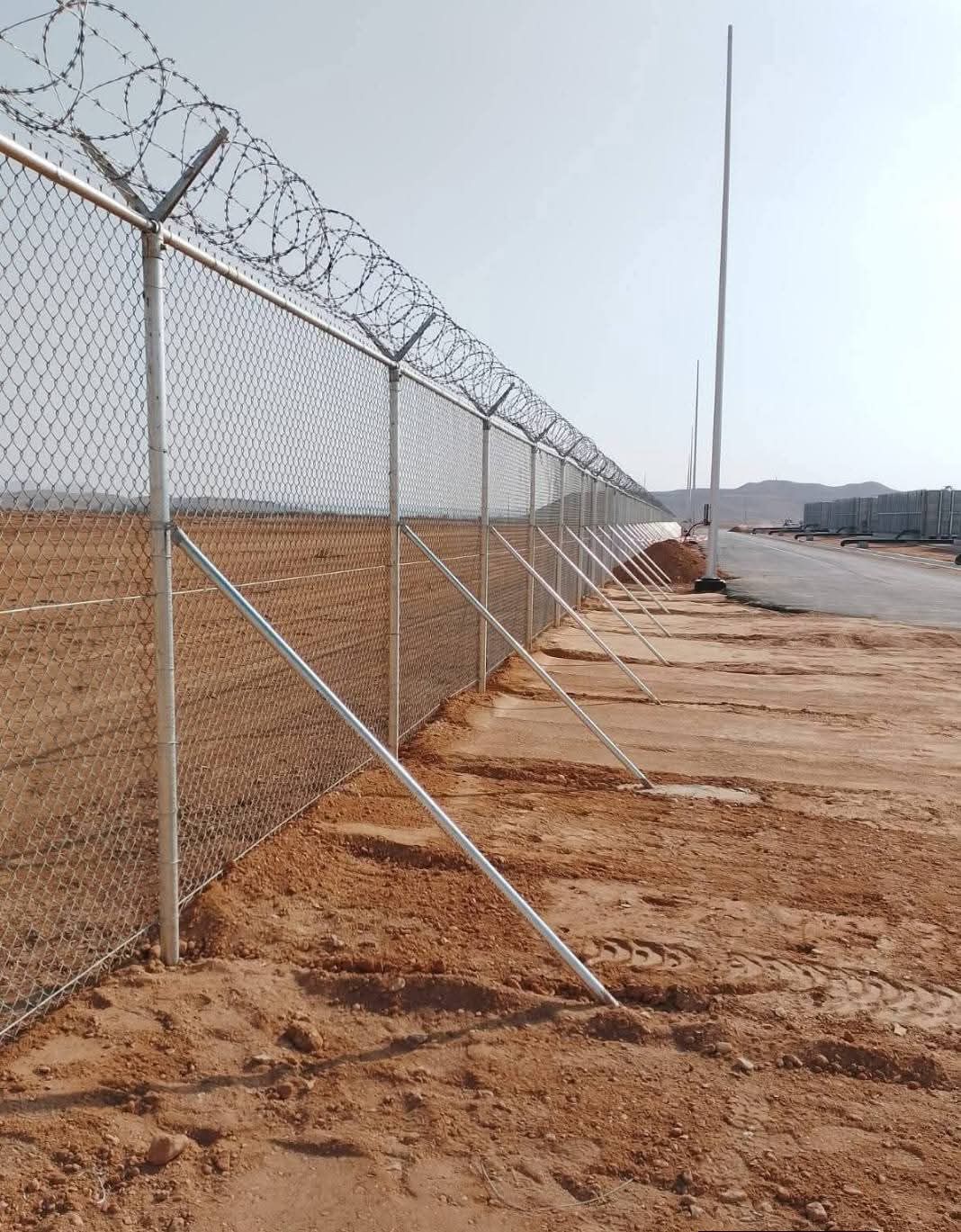 ابوفخر مقاول شبوك ومظلات وحجر الرابراب وسور شنكو - Image 5