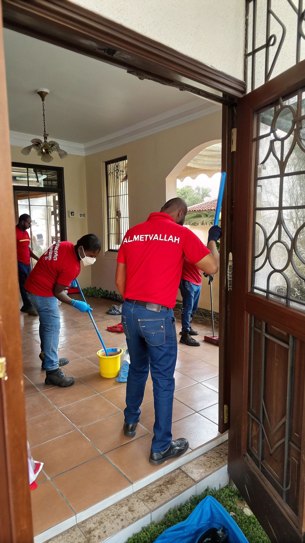 المثالية الدولية خبراء النظافة الشاملة جلي وتلميع الرخام - Image 3