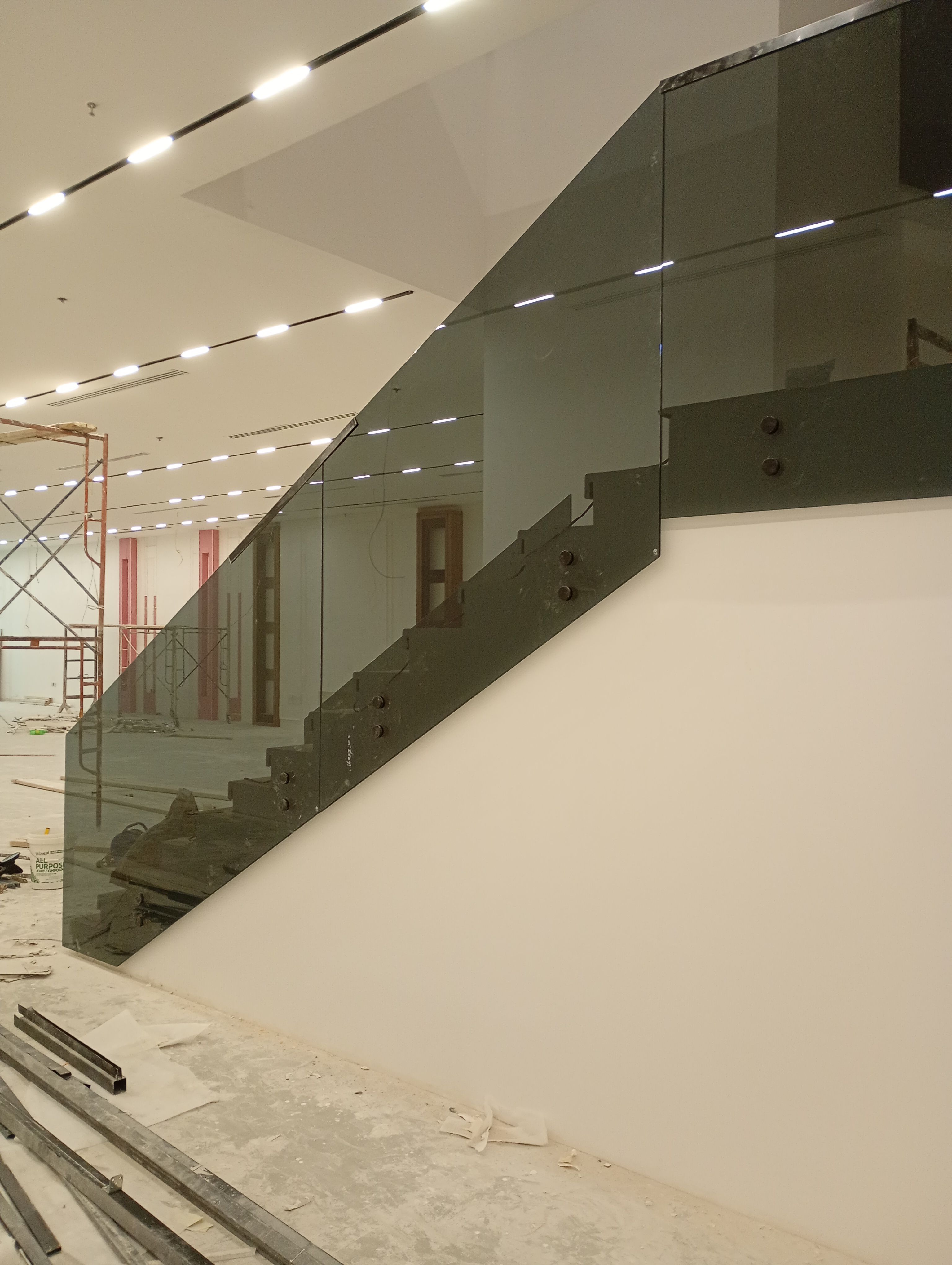 تفصيل درابزين زجاج الرياض - Image 5