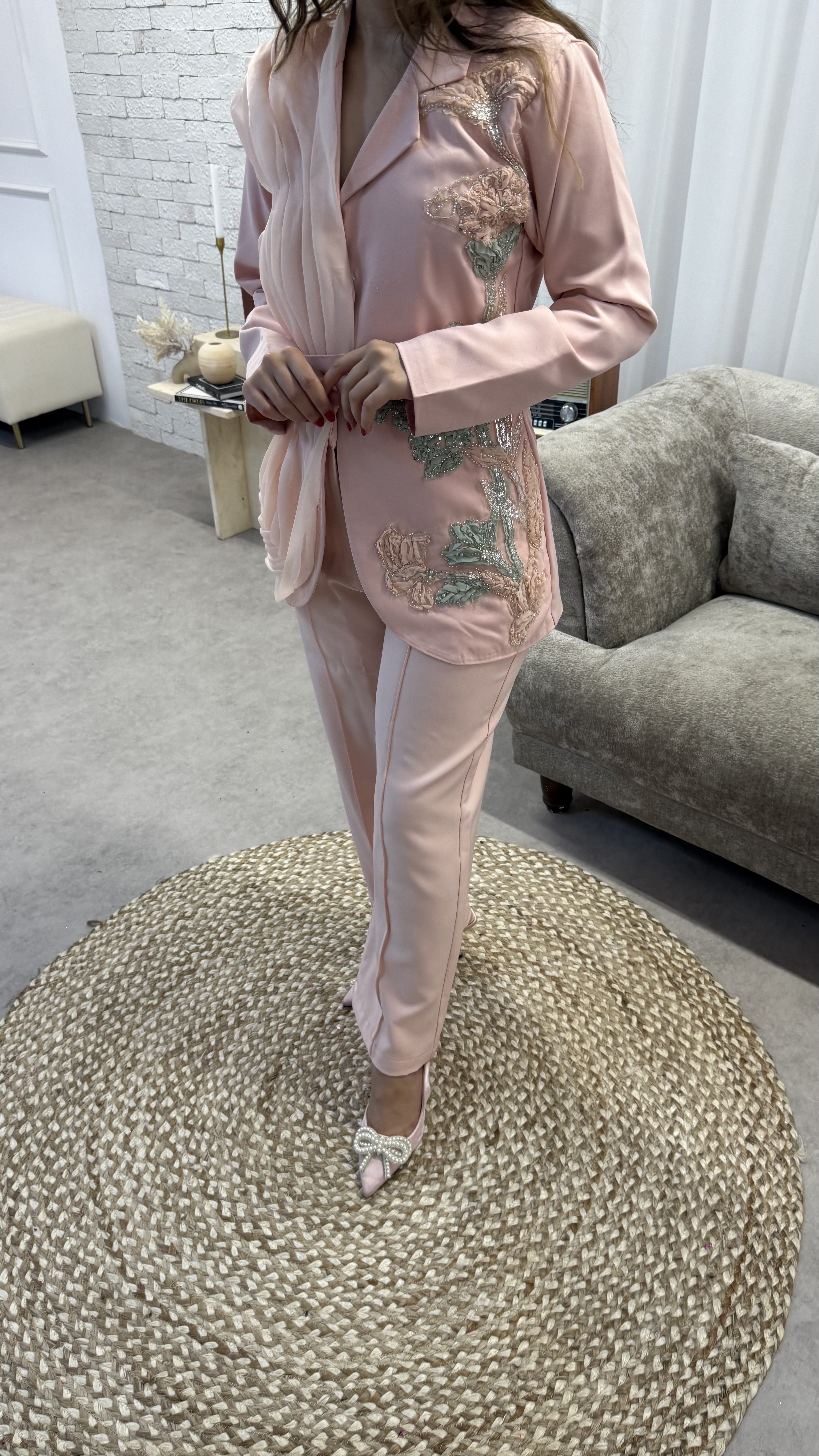 جلابيات أنيقه وبدل آخر قطعه  تصاميم جاهزه الاستلام الفوري - Image 12