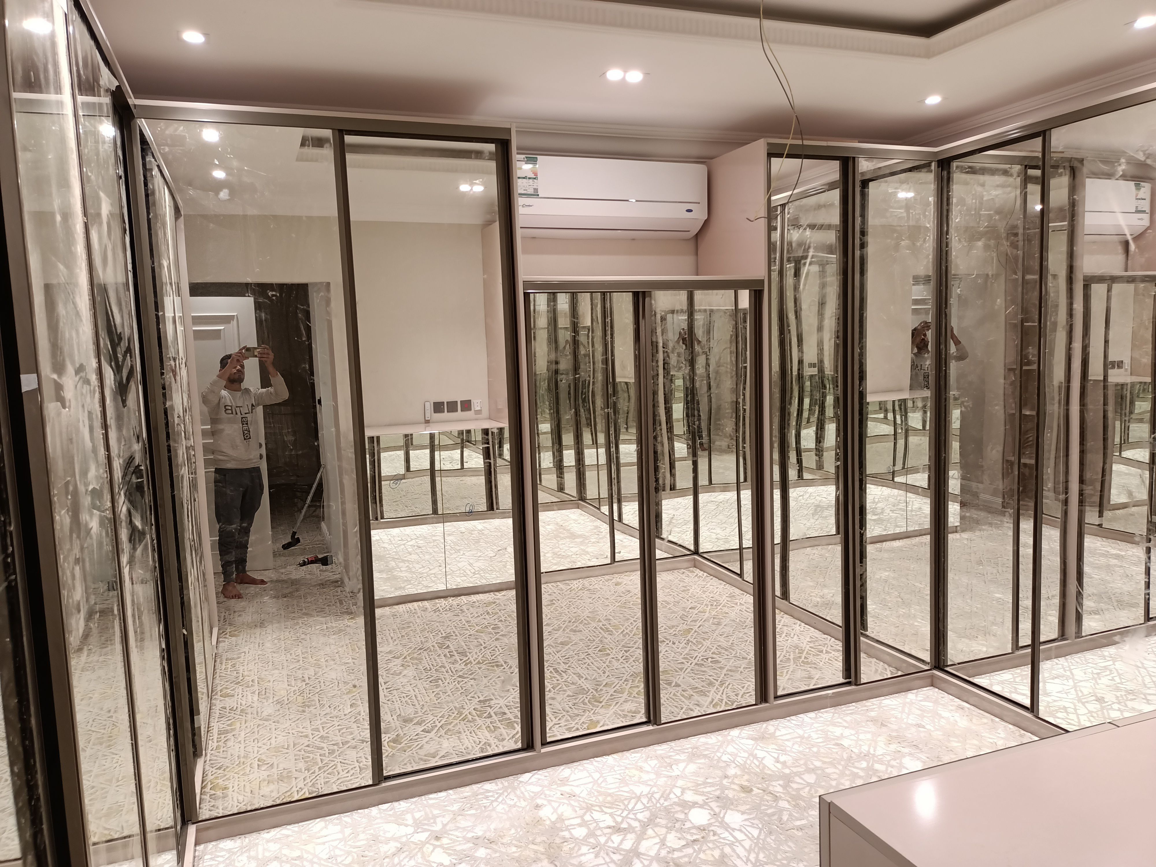 نجار موبيليا ودهانات - Image 2