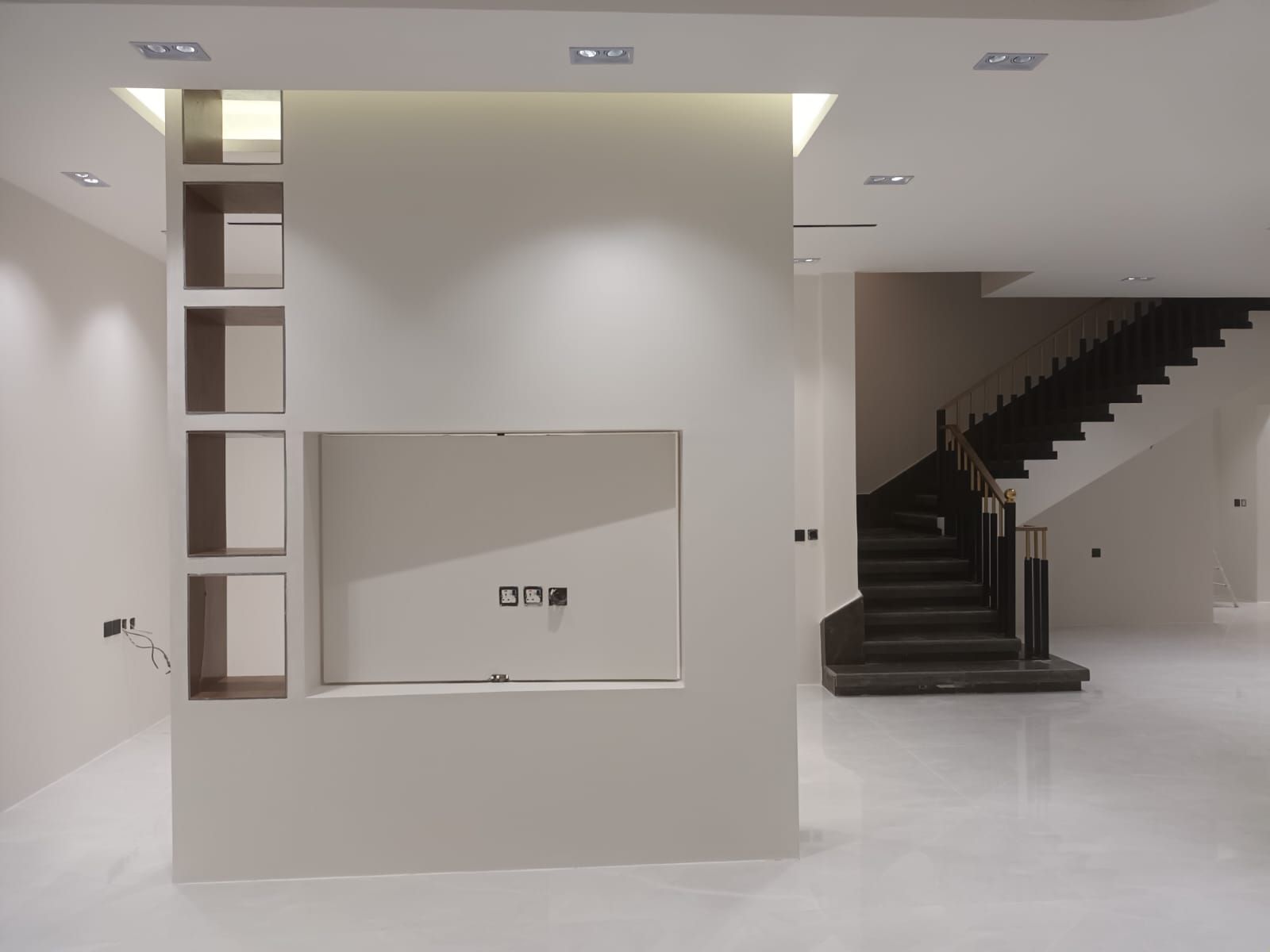 معلم دهانات داخليه وخارجية  والايبوكسي - Image 16