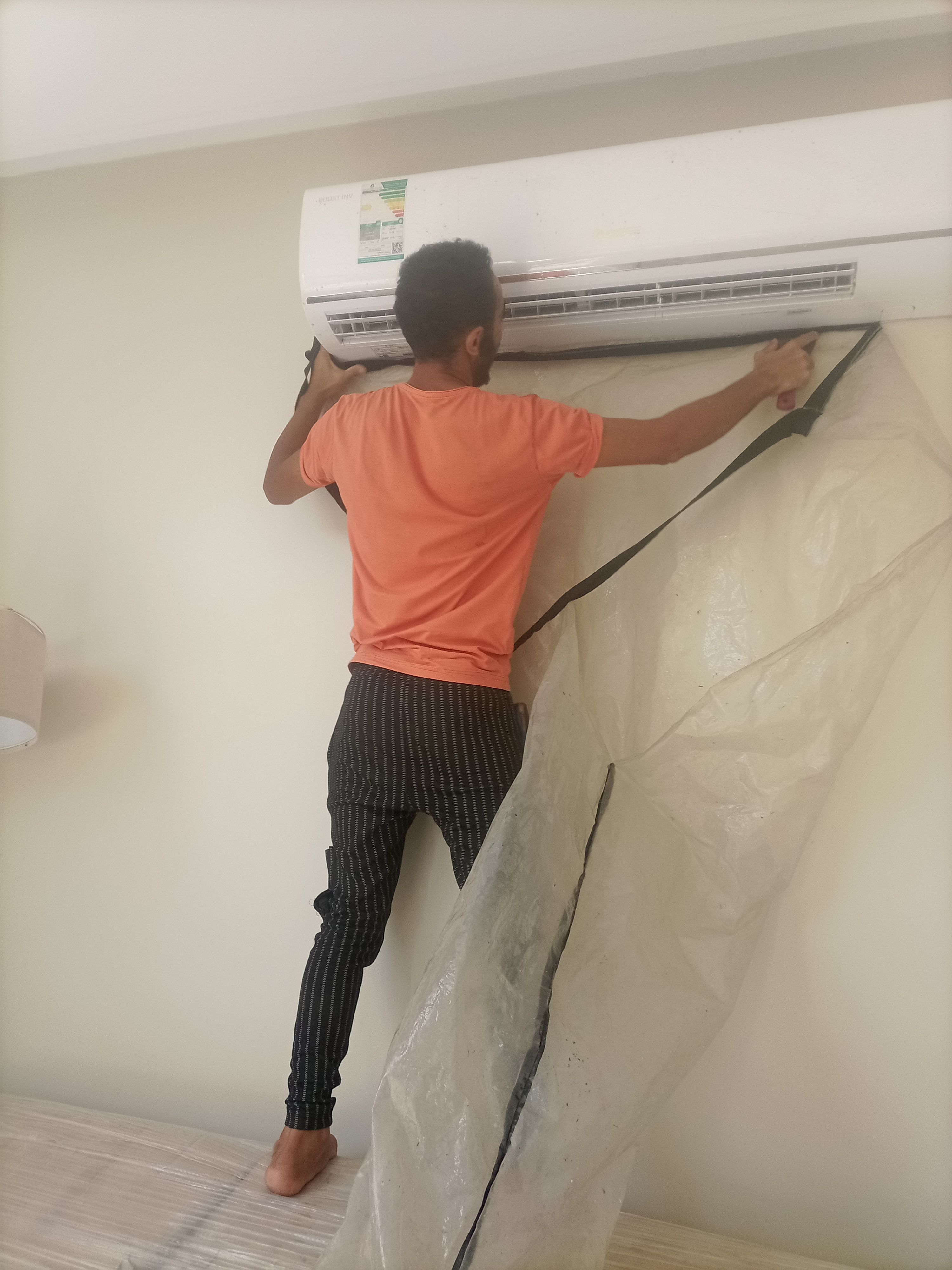 شركة تنظيف منازل بالدمام شركة تنظيف محالس بالدمام 0537856213 - Image 8