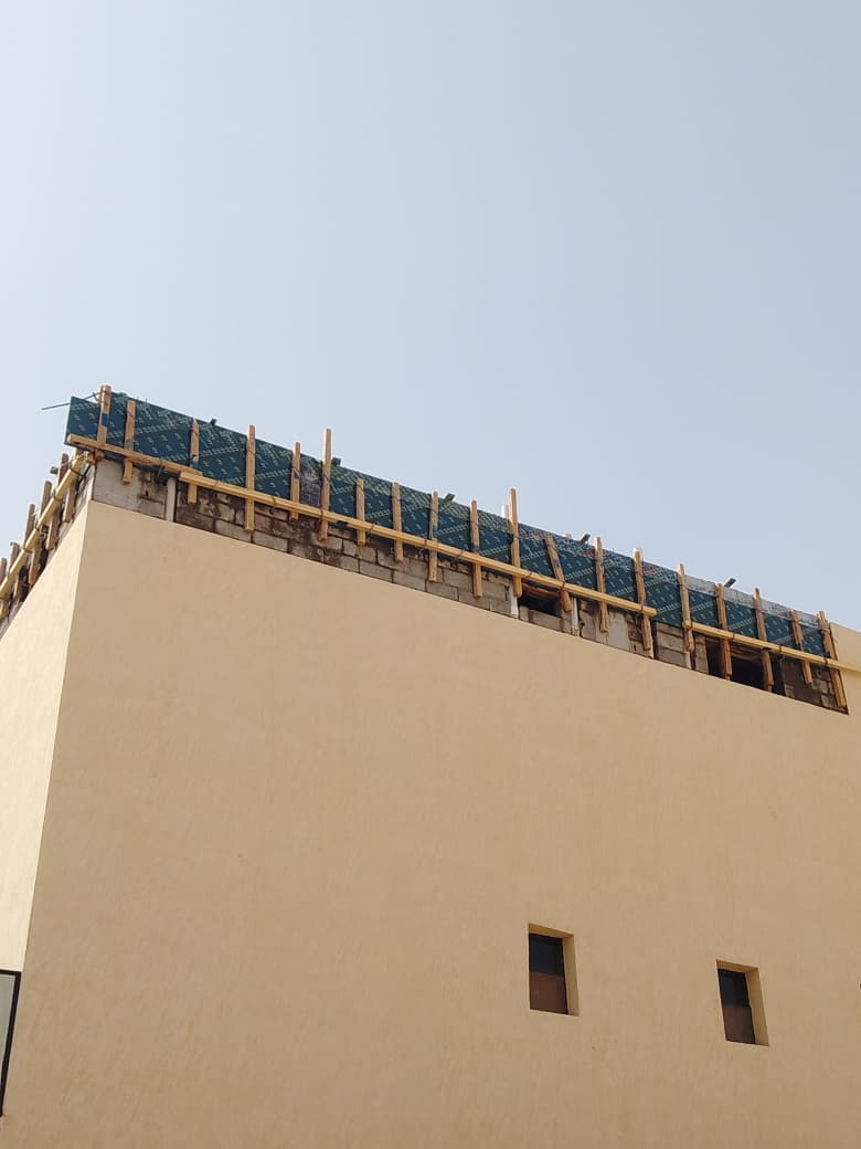 مقاول ابو رسلان سوري