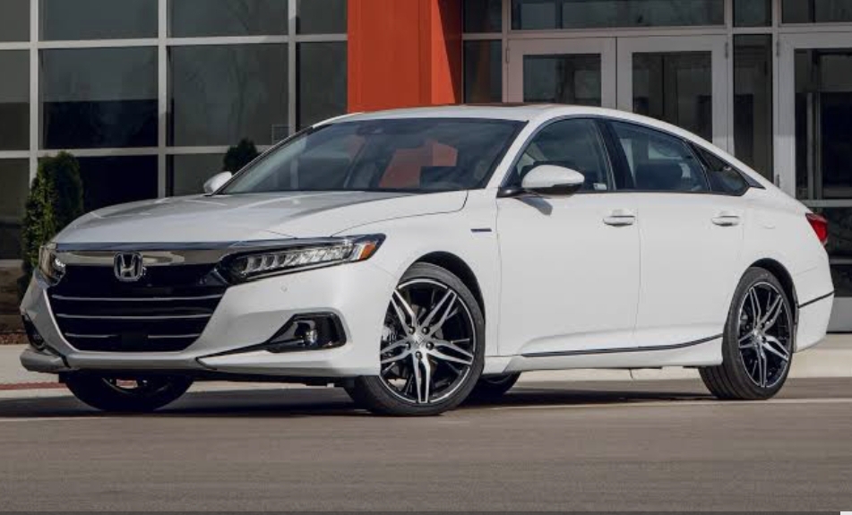 عظيم متخصص هوندا اكورد