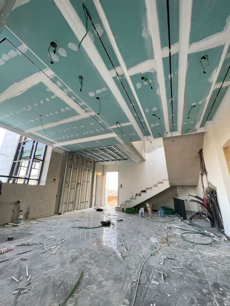 أعمال ترميم وتشطيب - Image 17