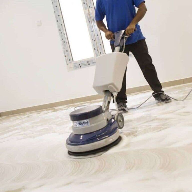 شركة تنظيف منازل شقق خزانات غسيل كنب مجالس سجاد