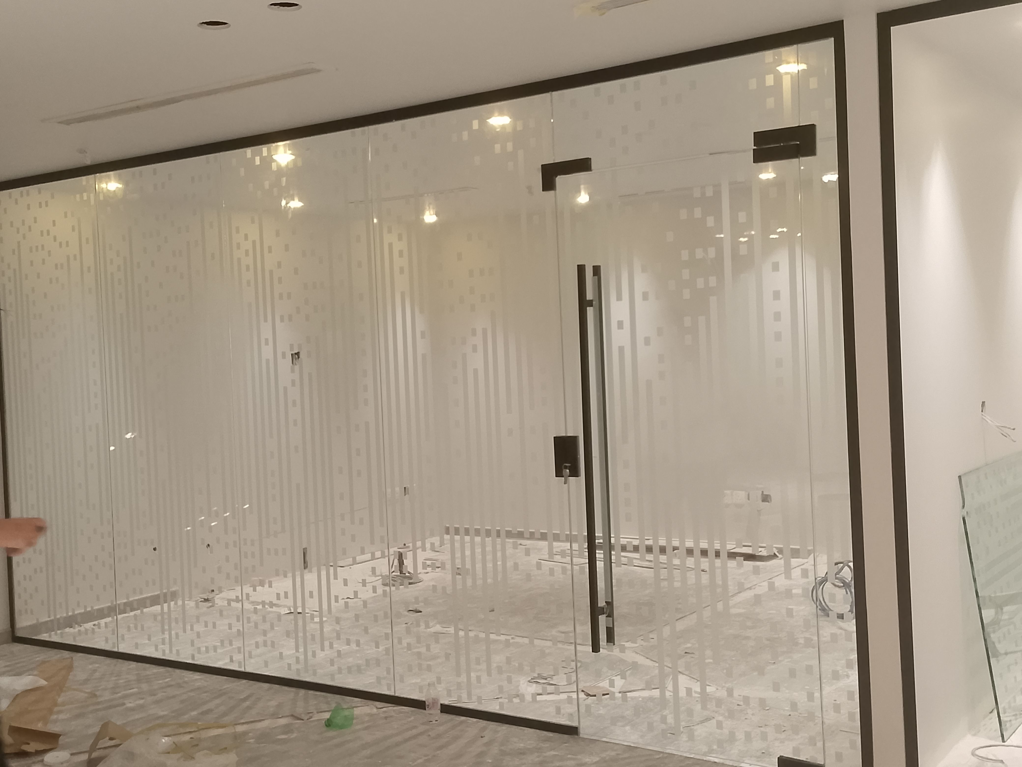 زجاج سكريت - Image 6