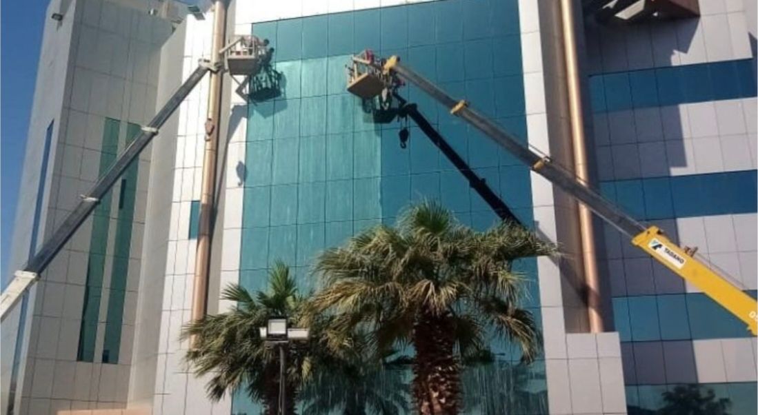 شركة تنظيف واجهات زجاجيه بالرياض - Image 4
