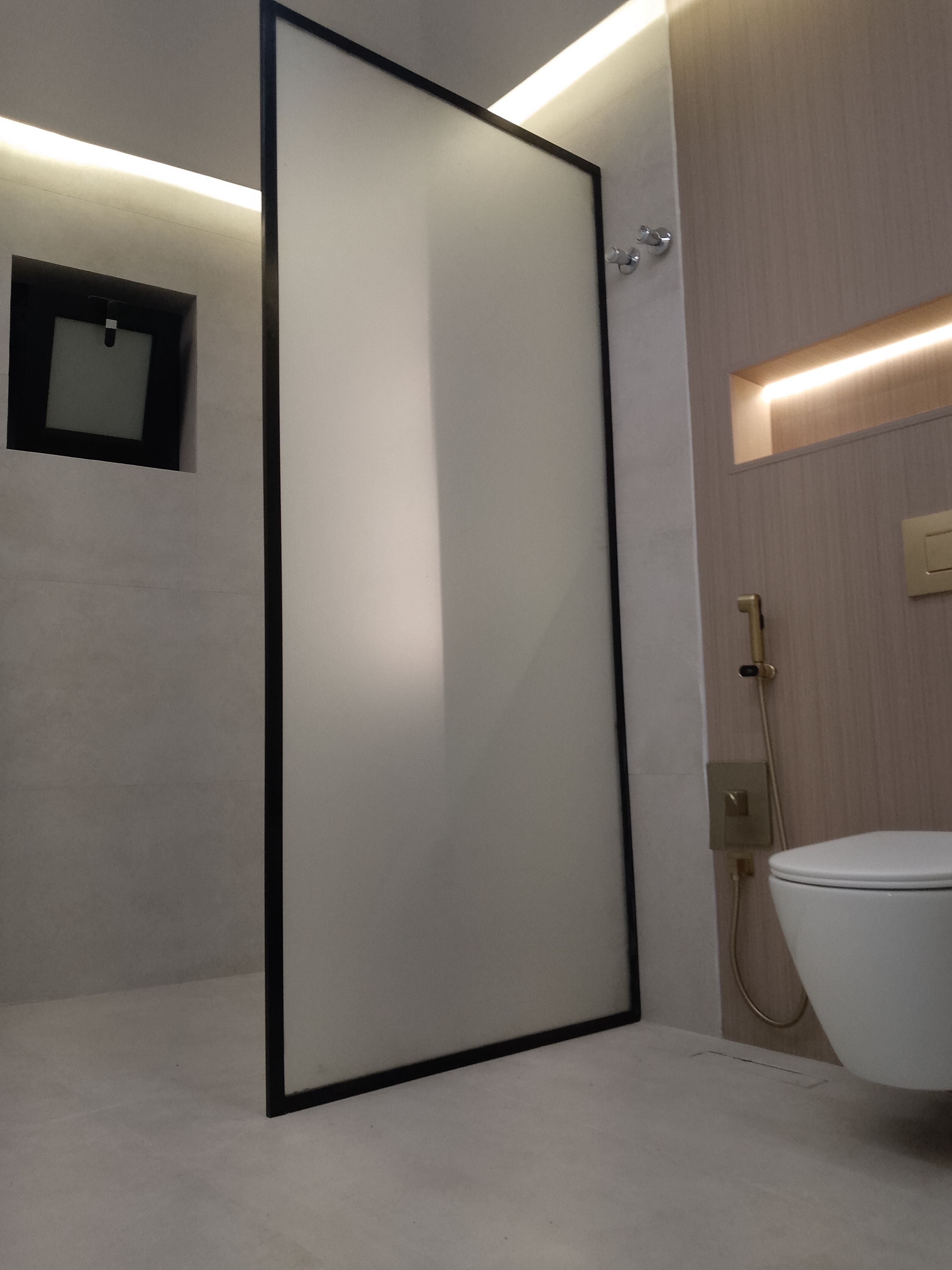 زجاج سكريت - Image 2