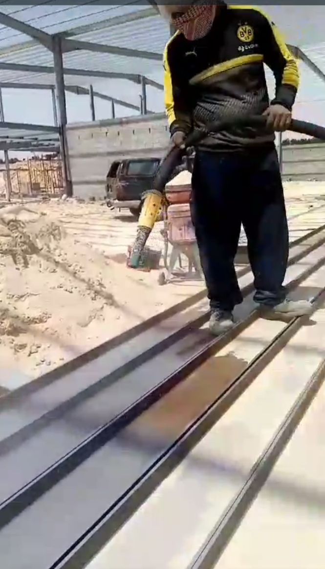 مرحلة الهدم جزء أساسي من أي تجديد. هدمنا الجدران القدي - Image 2