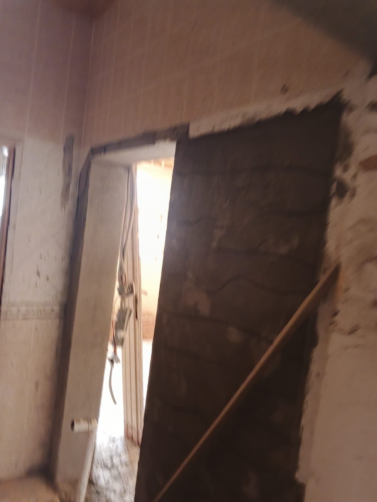 مقاول تكسير وترميم وصيانه