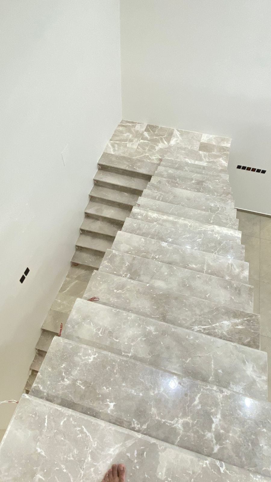 جلی بلاط تلمیع سيراميك و روخام تنظیف خزانات بحايل - Image 5