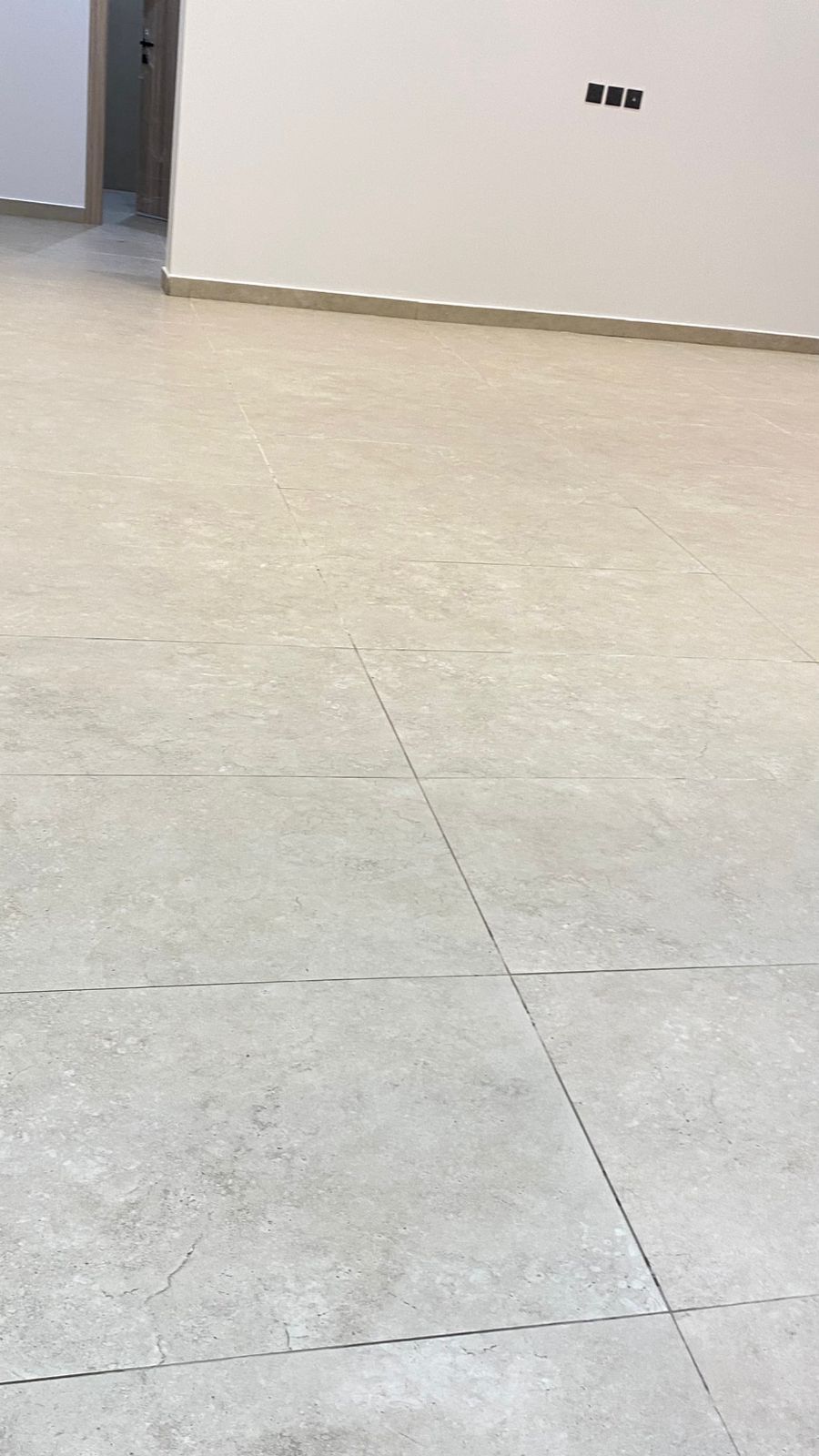 جلی بلاط تلمیع سيراميك و روخام تنظیف خزانات بحايل - Image 6