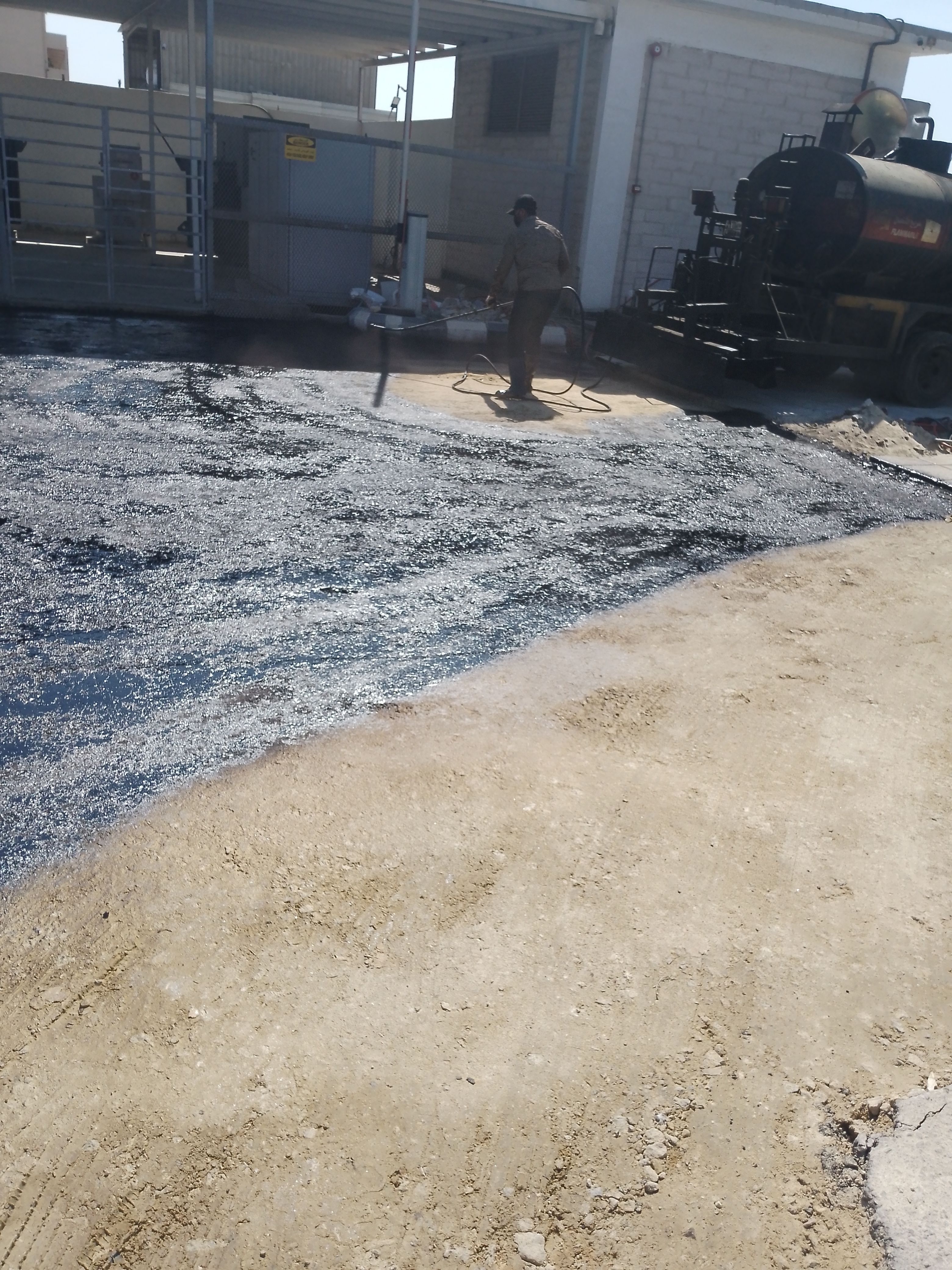 مقاولات عامه وأعمال الاسفلت - Image 3