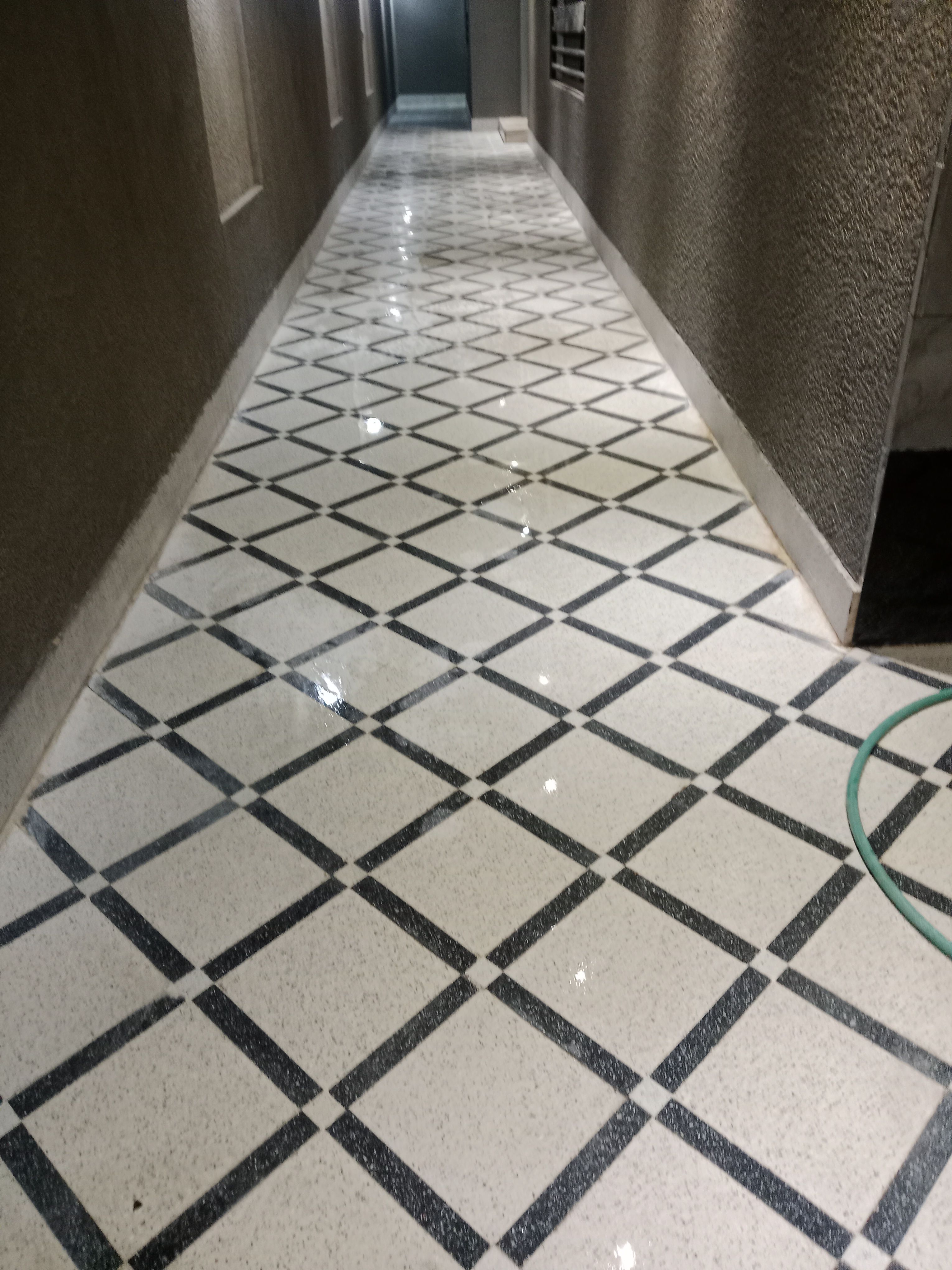 جلي بلاط تلميع الرخام